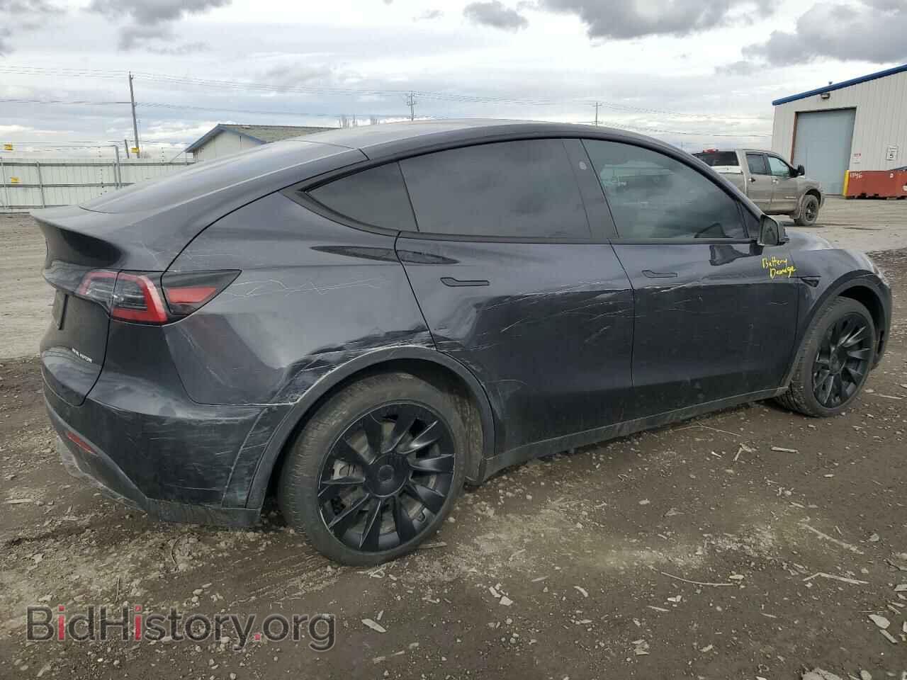 2024 TESLA MODEL Y - VIN: 7SAYGDEE2RF164264 - Photo 3