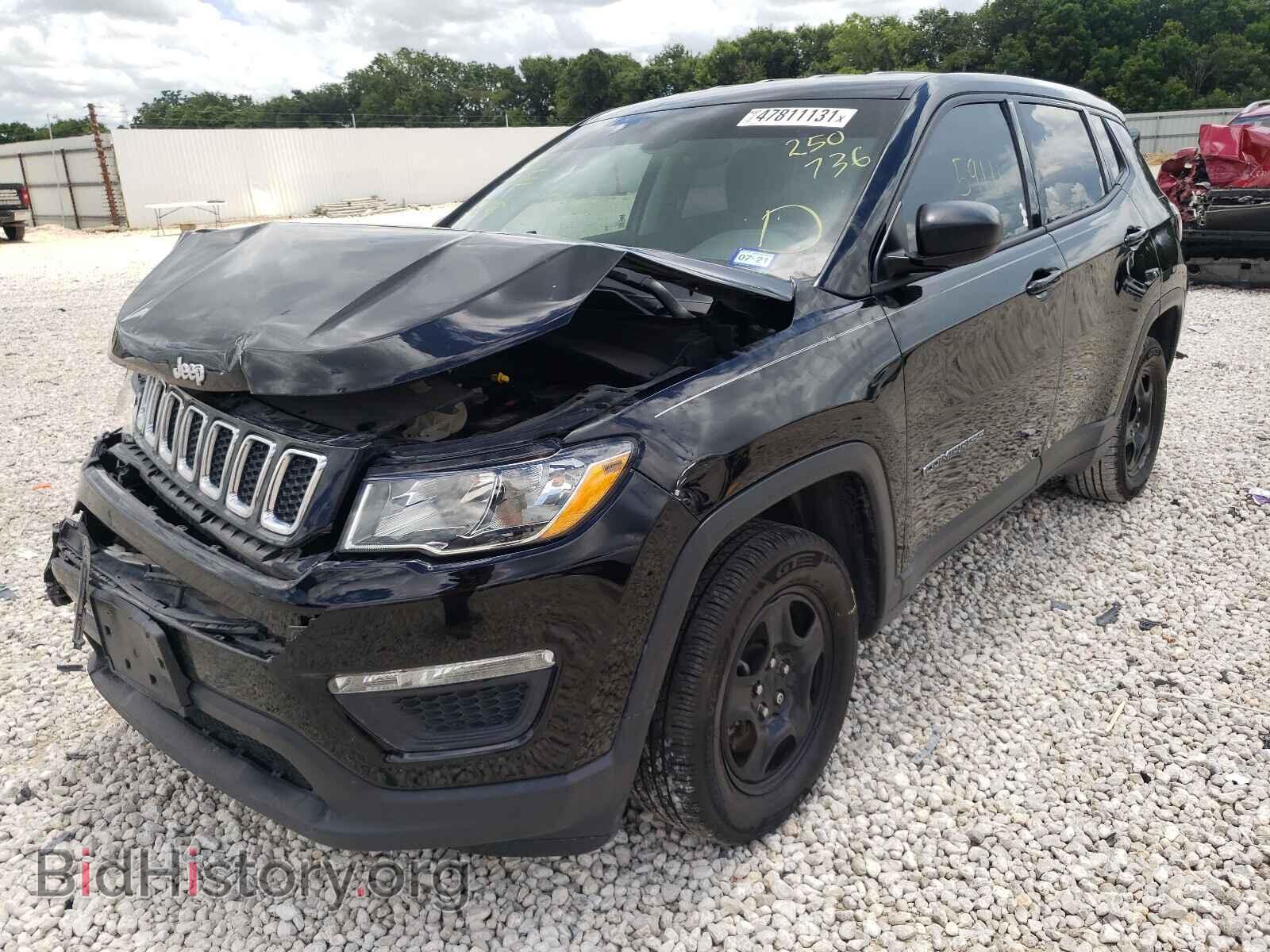 2018 JEEP COMPASS - VIN: 3C4NJCAB2JT250736 - Photo 2
