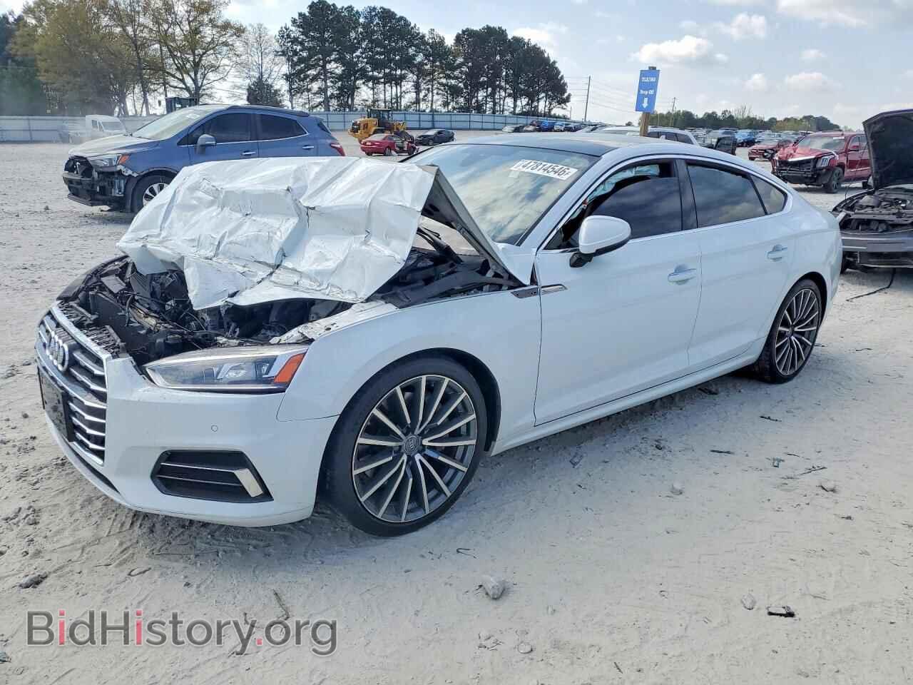 Фотография WAUBNCF59JA005785 - AUDI A5 2018