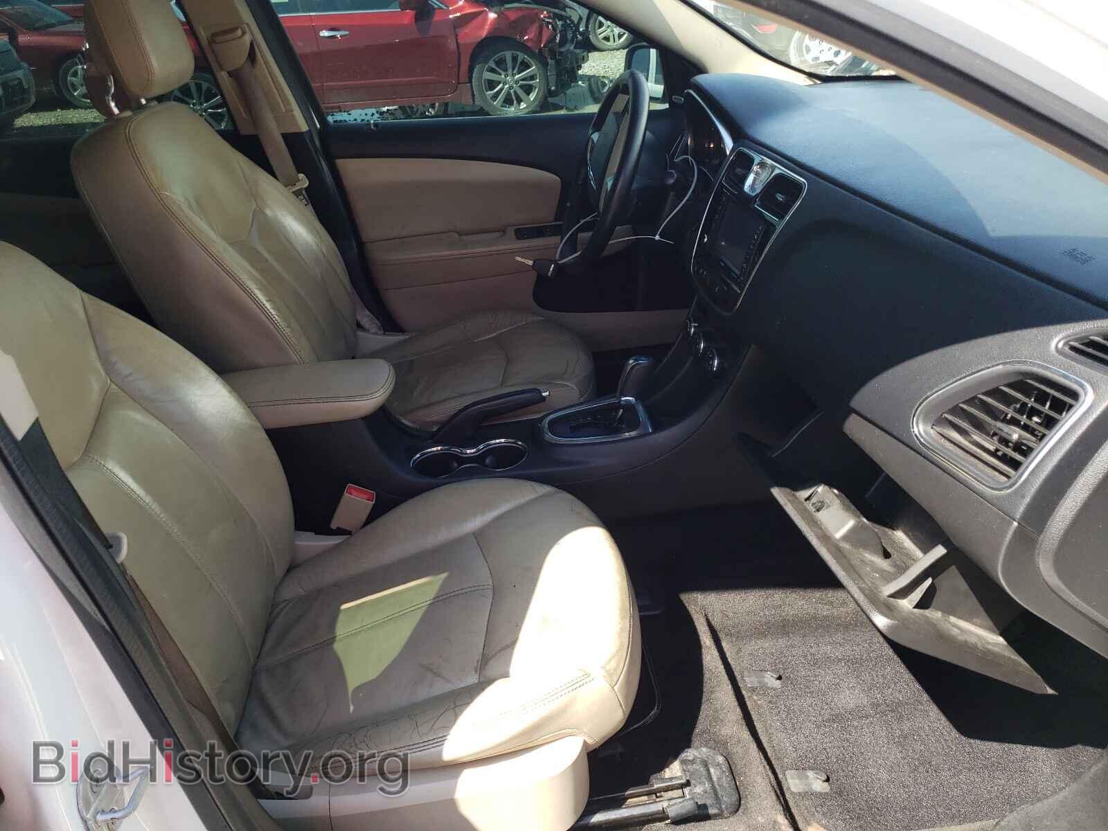 2013 CHRYSLER 200 - VIN: 1C3CCBCG7DN553217 - Фото 5