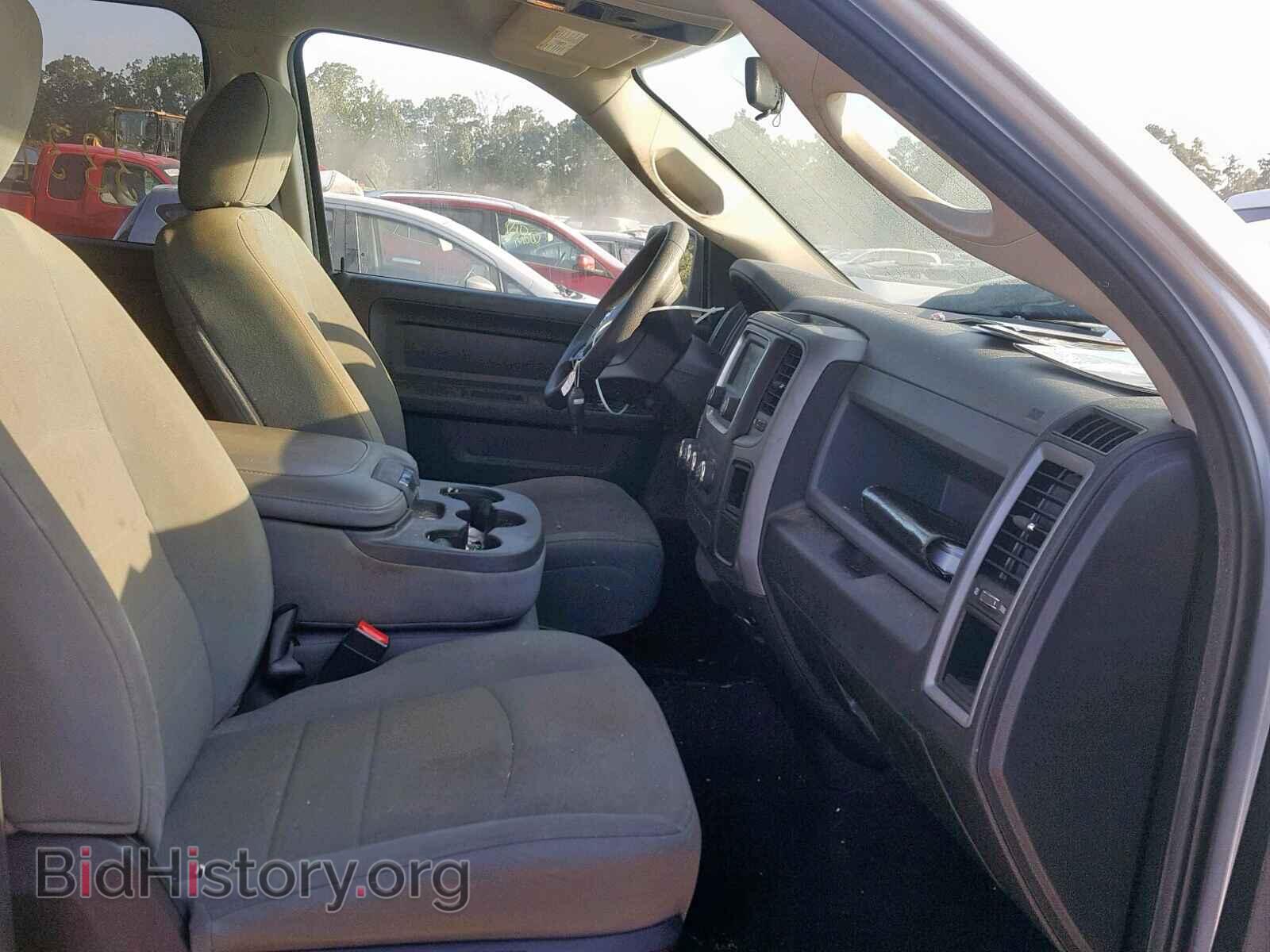 2017 RAM 1500 ST - VIN: 1C6RR6KT8HS708558 - Фото 5