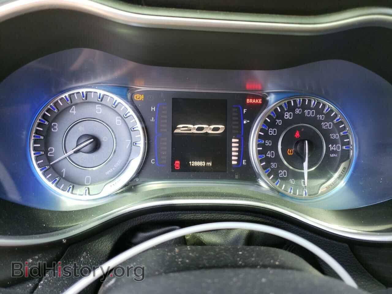 2016 CHRYSLER 200 - VIN: 1C3CCCABXGN109279 - Фото 9