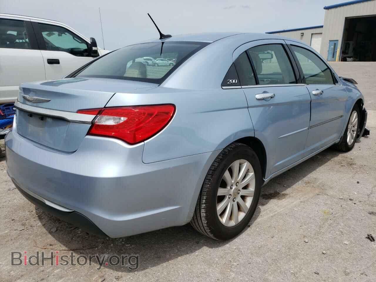 2013 CHRYSLER 200 - VIN: 1C3CCBCG2DN607765 - Photo 4