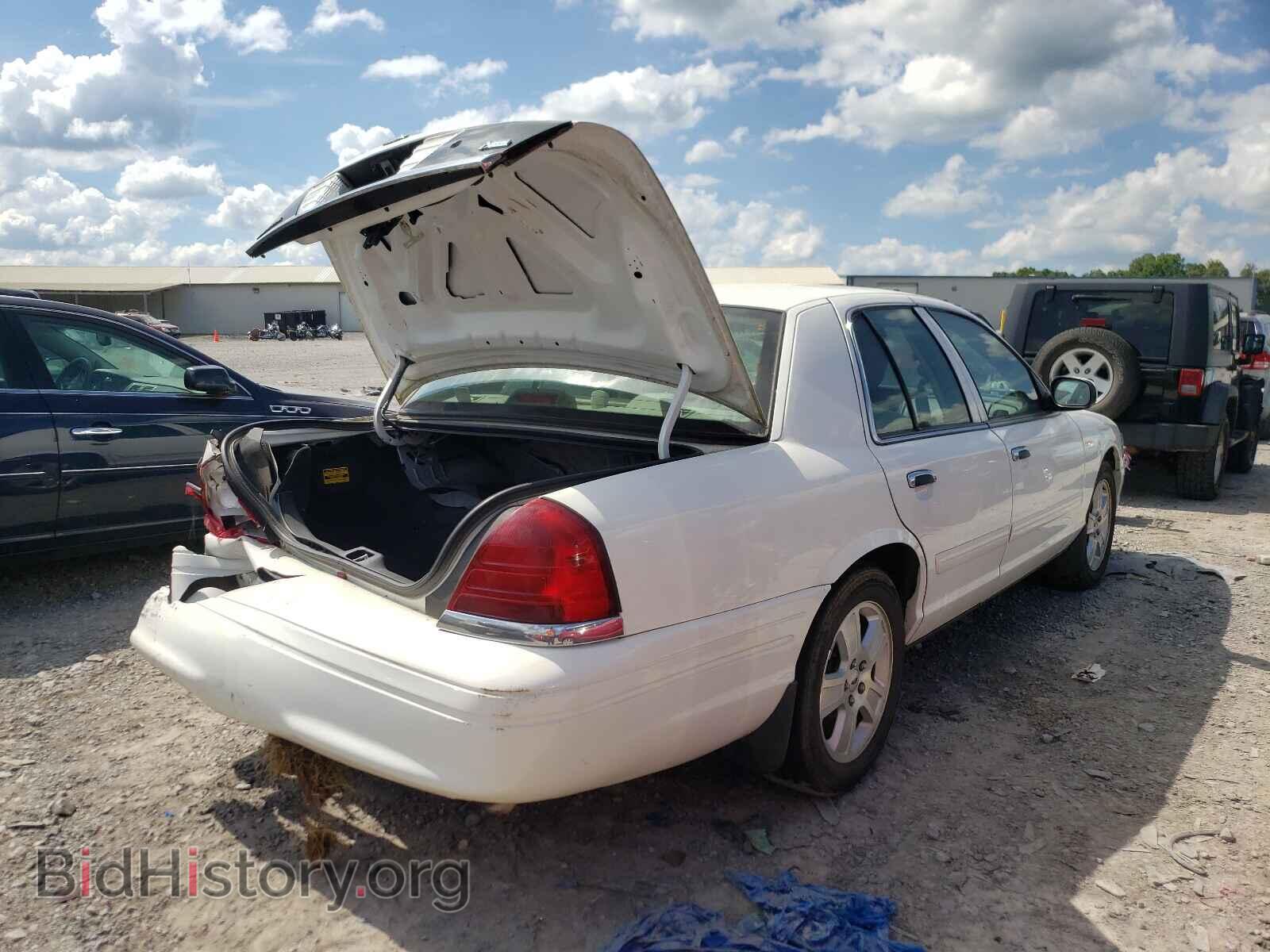 2011 FORD CROWN VIC - VIN: 2FABP7EV0BX130579 - Фото 4
