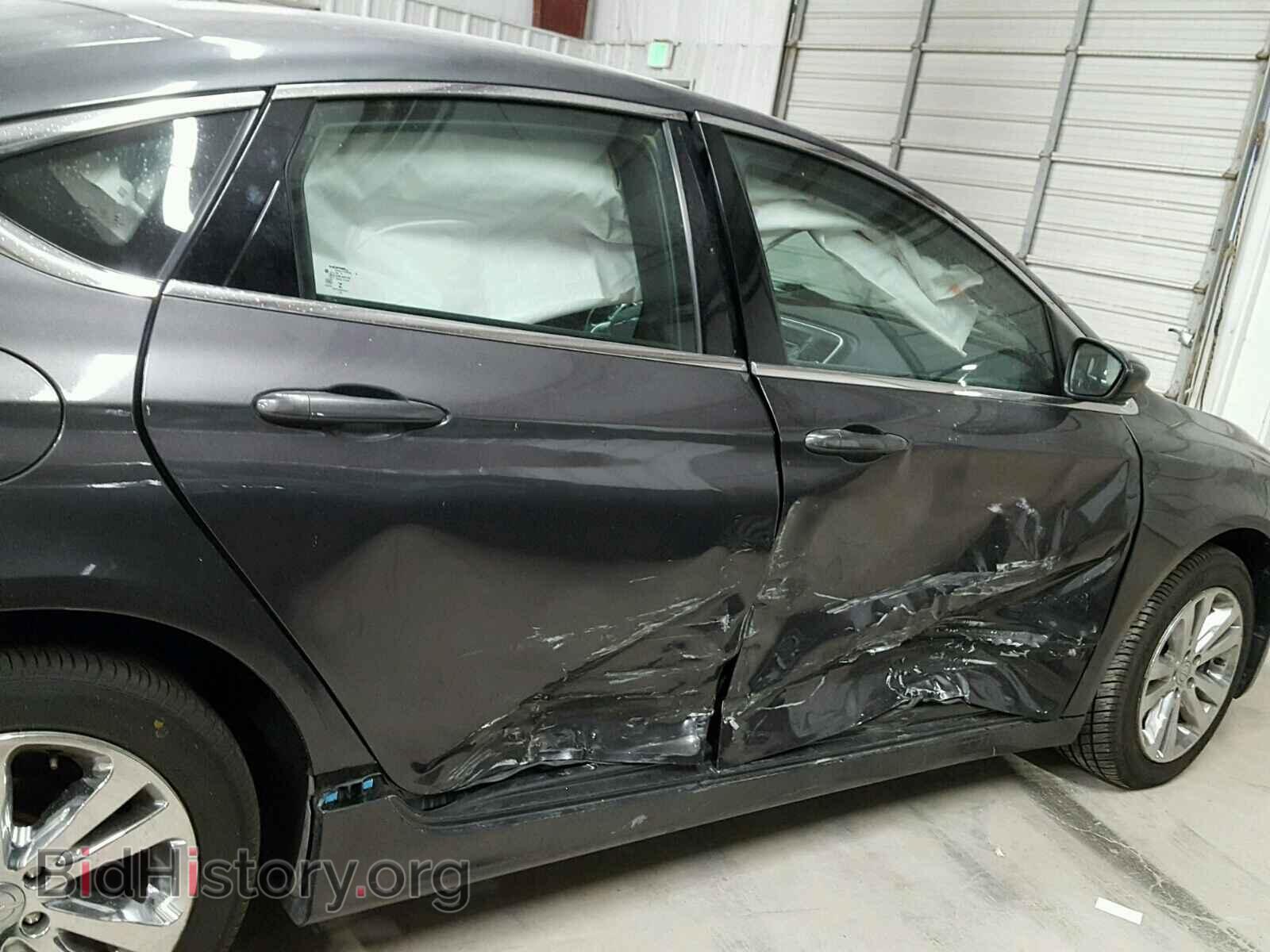 2015 CHRYSLER 200 - VIN: 1C3CCCABXFN595249 - Photo 9