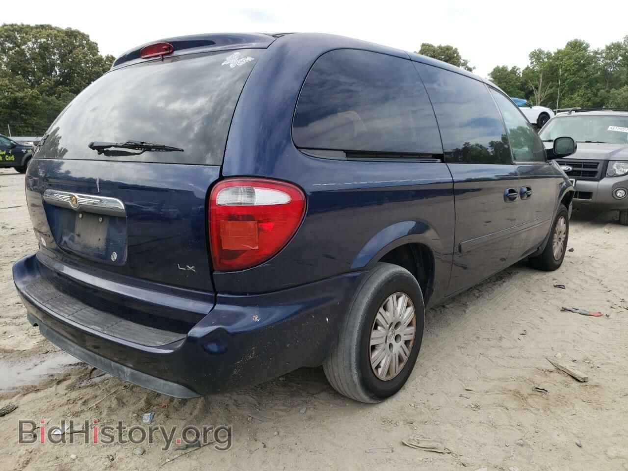 2006 CHRYSLER MINIVAN - VIN: 2A4GP44RX6R647802 - Photo 4