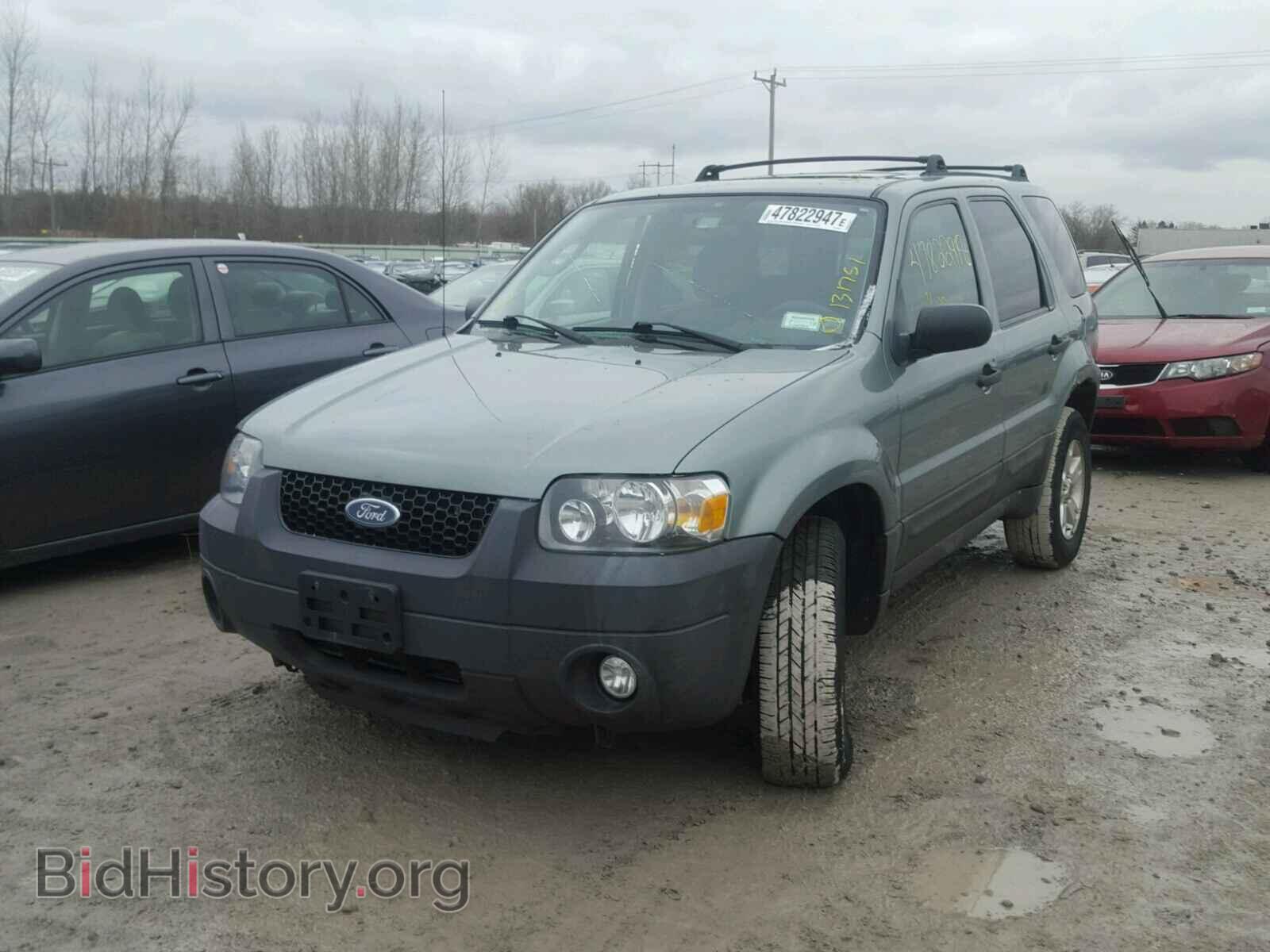 2007 FORD ESCAPE - VIN: 1FMYU93167KB52052 - Фото 2