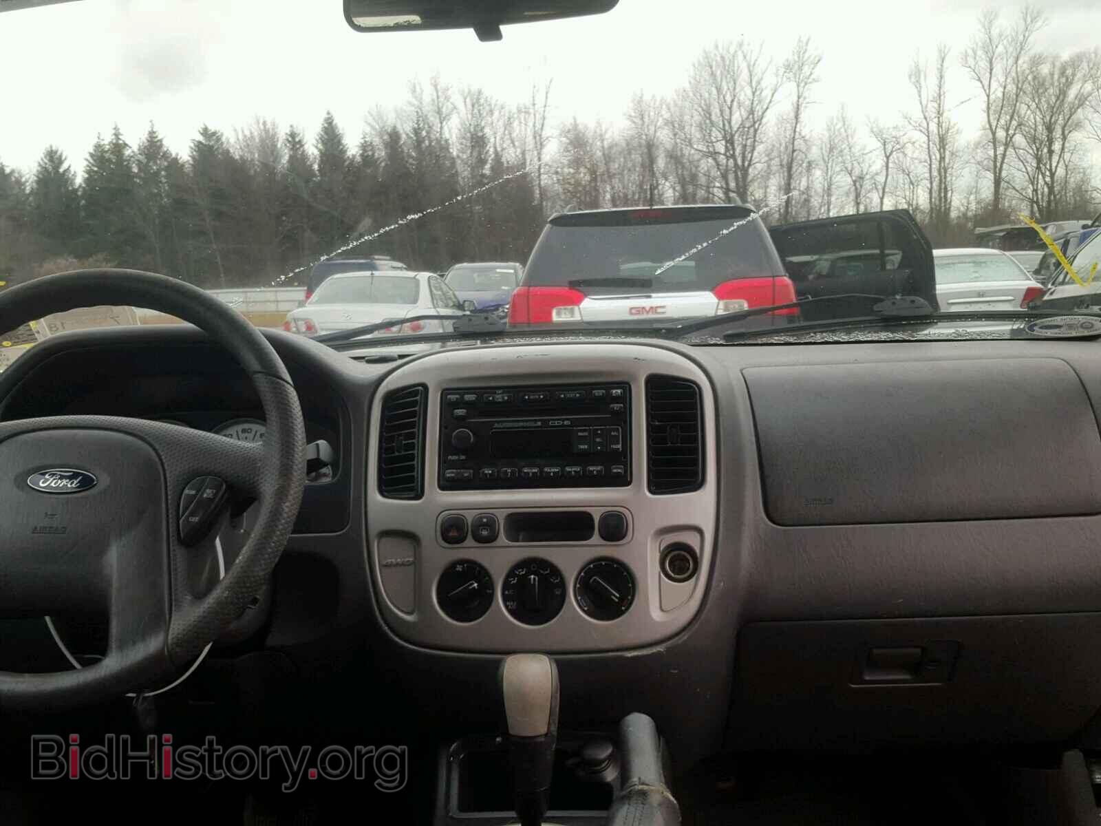2007 FORD ESCAPE - VIN: 1FMYU93167KB52052 - Фото 9