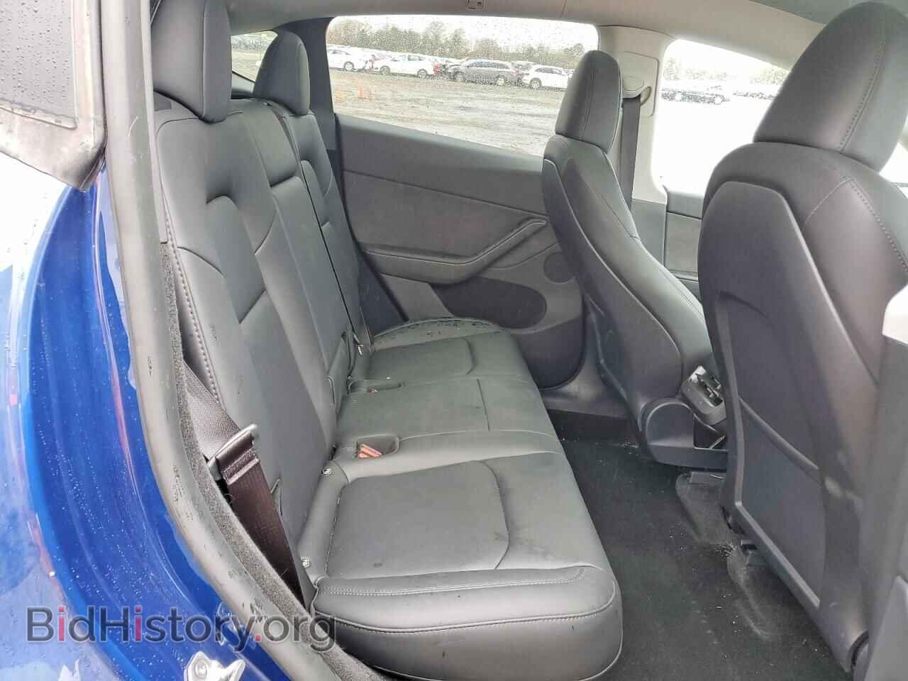 2024 TESLA MODEL Y - VIN: 7SAYGDEE8RA229910 - Фото 10