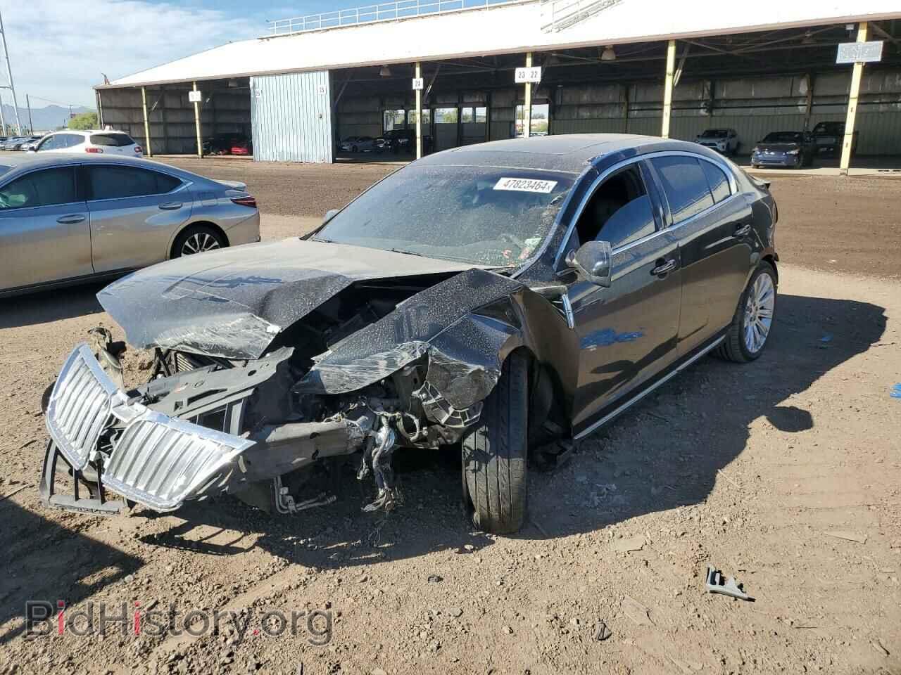 Photo 1LNHL9FT3AG611404 - LINCOLN MKS 2010