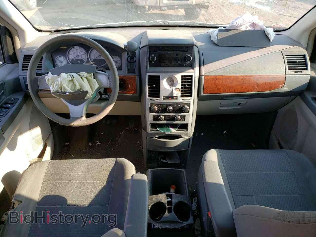 2009 CHRYSLER MINIVAN - VIN: 2A8HR44E29R521237 - Photo 8