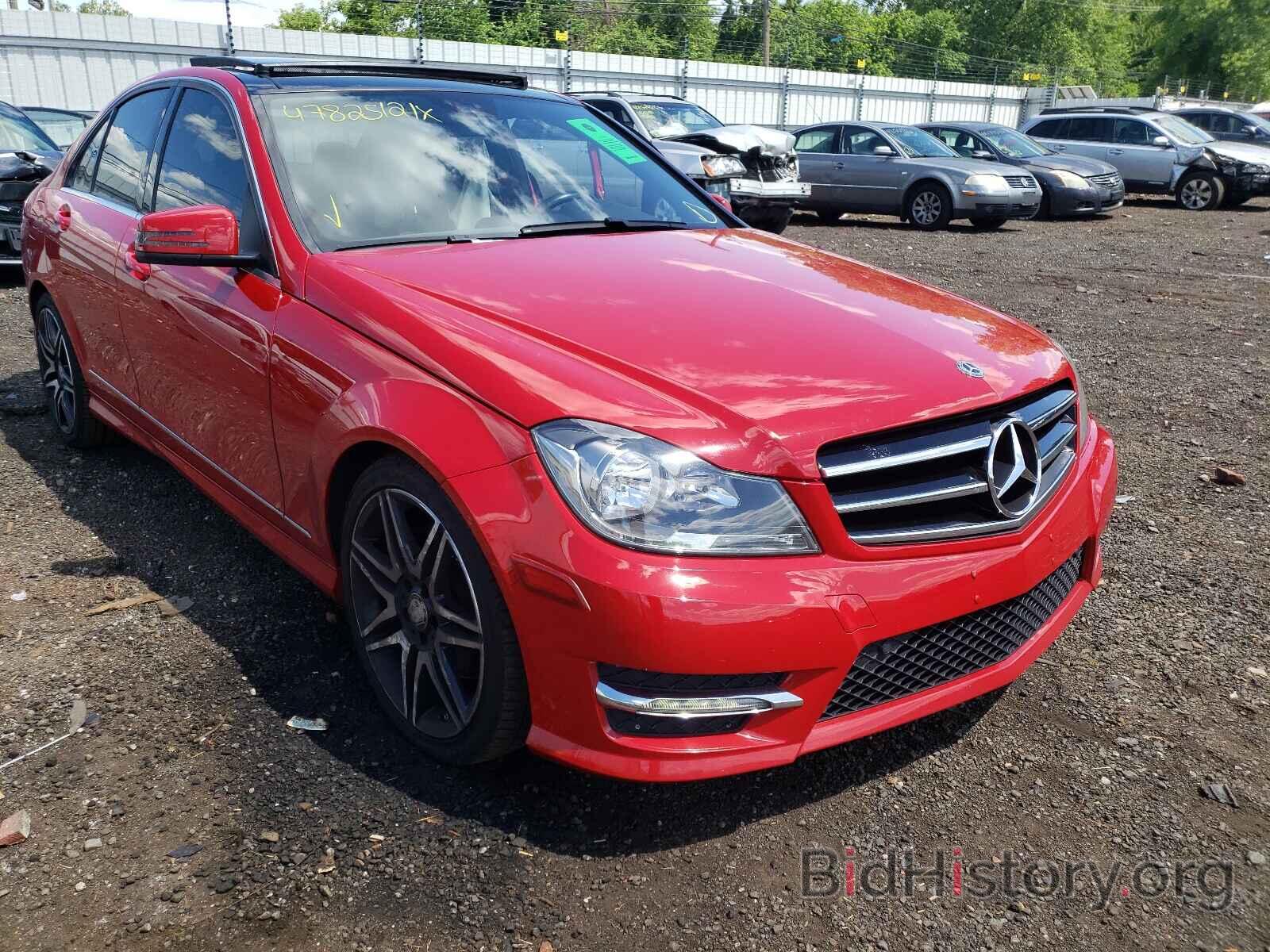 Photo WDDGF8AB2EA938746 - MERCEDES-BENZ C CLASS 2014