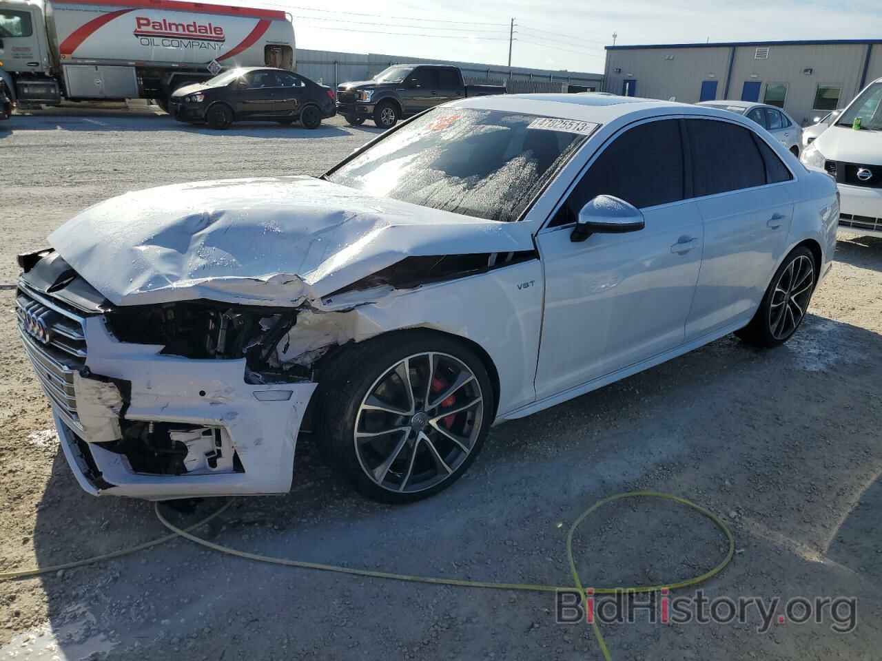 Photo WAUB4AF46JA075176 - AUDI S4/RS4 2018