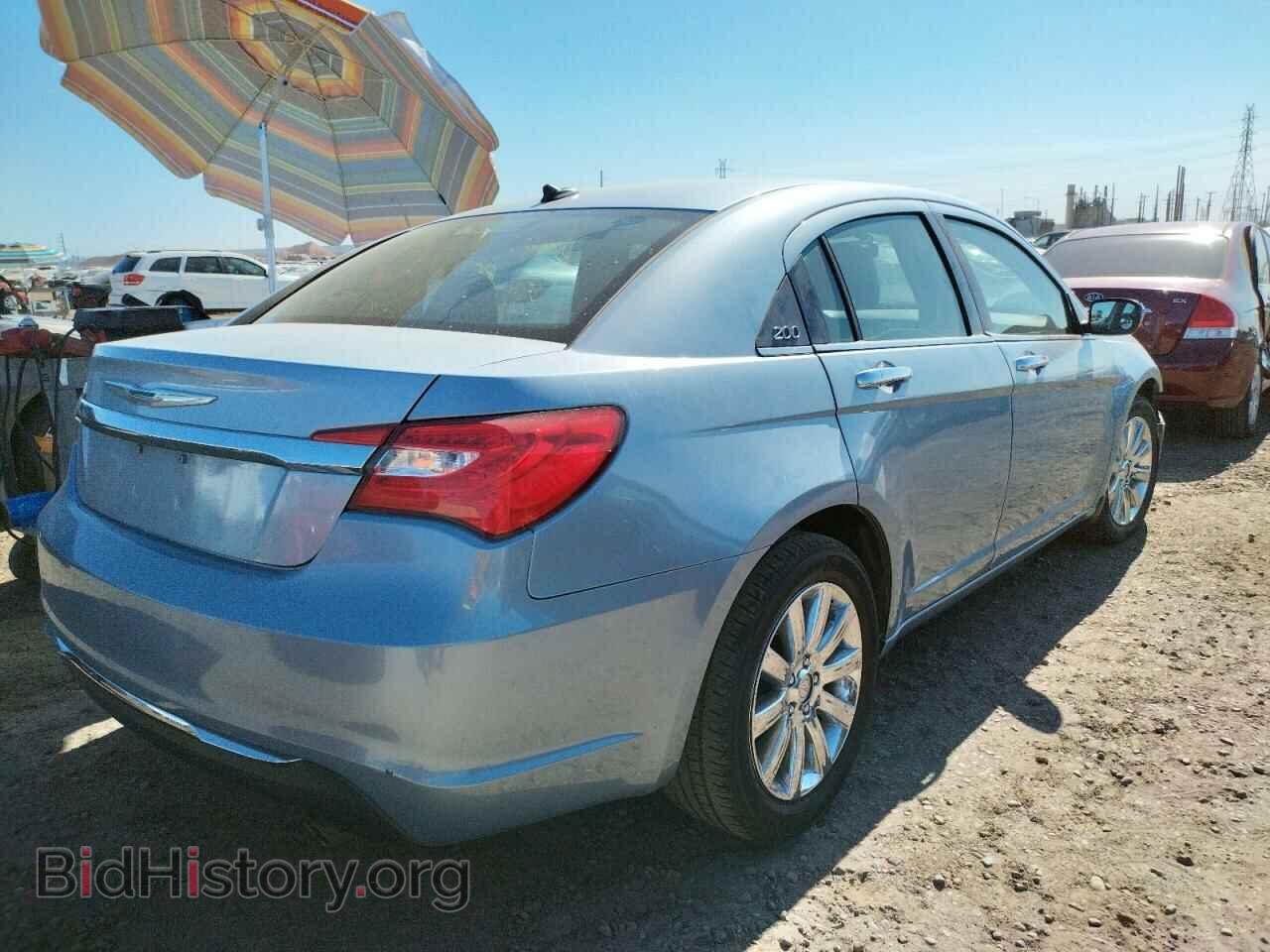 2013 CHRYSLER 200 - VIN: 1C3CCBCG3DN528105 - Photo 4