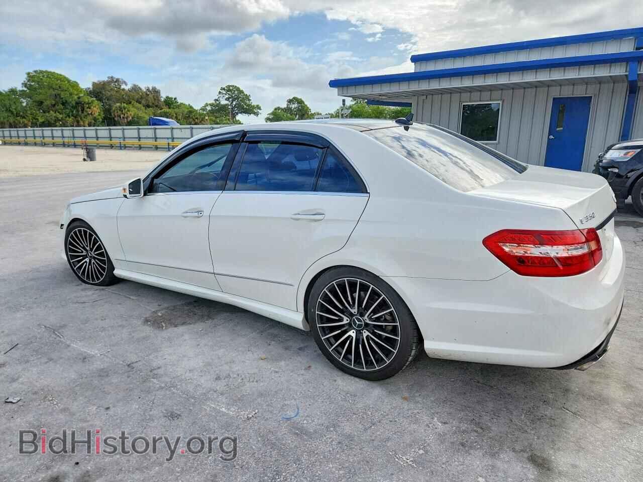 2013 MERCEDES-BENZ E-CLASS - VIN: WDDHF8JB3DA740079 - Фото 2