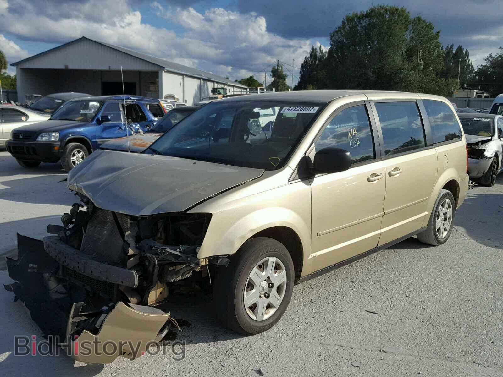 2010 DODGE CARAVAN - VIN: 2D4RN4DE3AR217221 - Фото 2