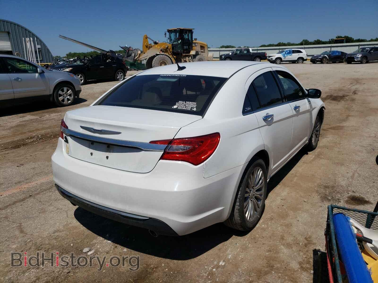 2013 CHRYSLER 200 - VIN: 1C3CCBCG2DN547292 - Фото 4