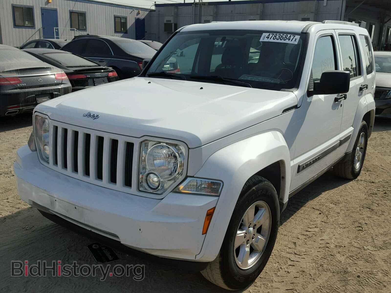 2011 JEEP LIBERTY - VIN: 1J4PP2GK8BW595123 - Фото 2