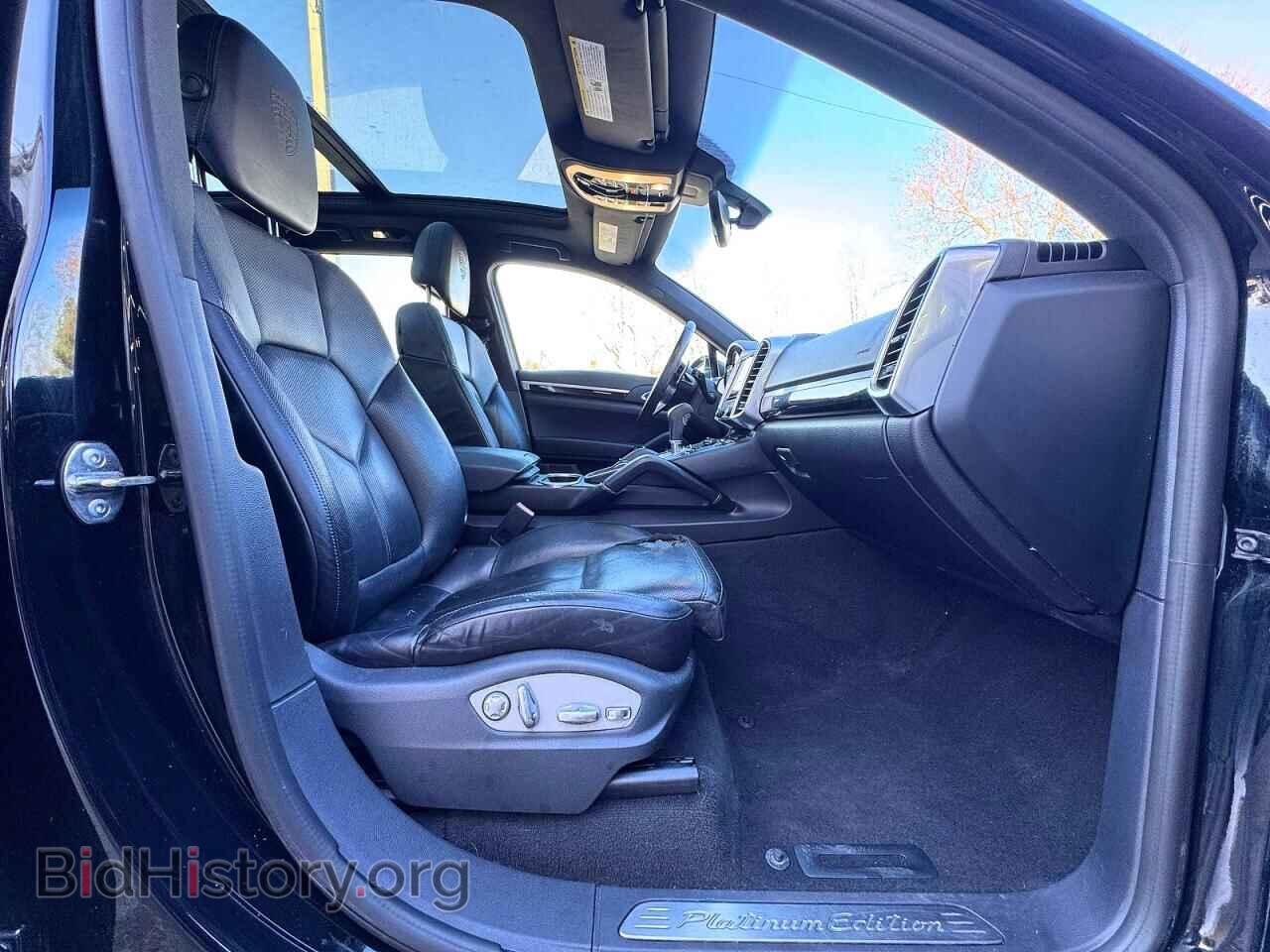 2017 PORSCHE CAYENNE - VIN: WP1AA2A25HKA85543 - Фото 5