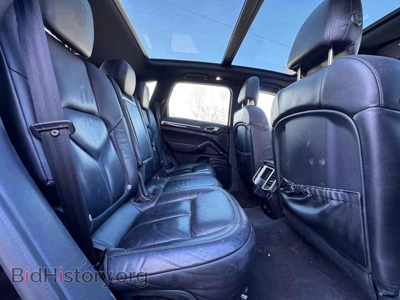 2017 PORSCHE CAYENNE - VIN: WP1AA2A25HKA85543 - Фото 6