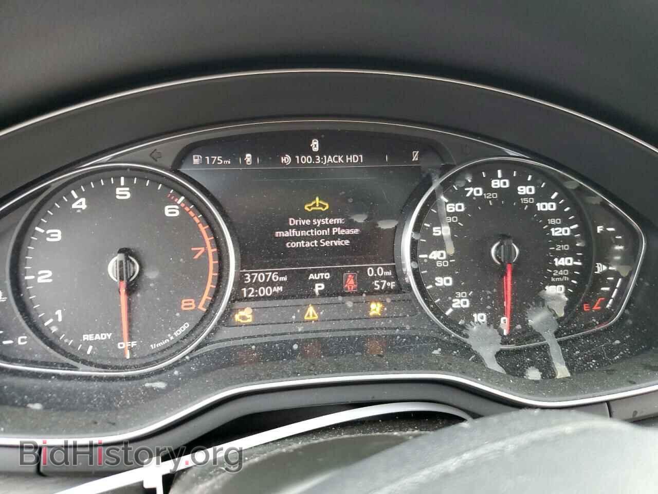 2018 AUDI A4 - VIN: WA17NAF4XJA062933 - Photo 9