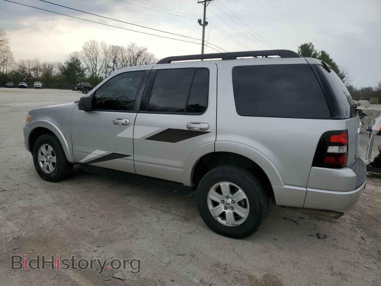2010 FORD EXPLORER - VIN: 1FMEU7DE8AUA42852 - Фото 2
