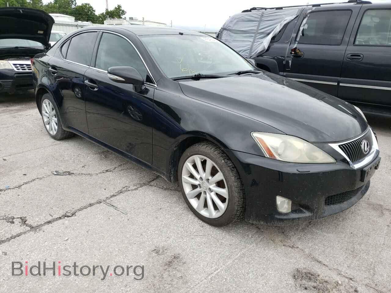 Photo JTHCK262X95035803 - LEXUS IS 2009