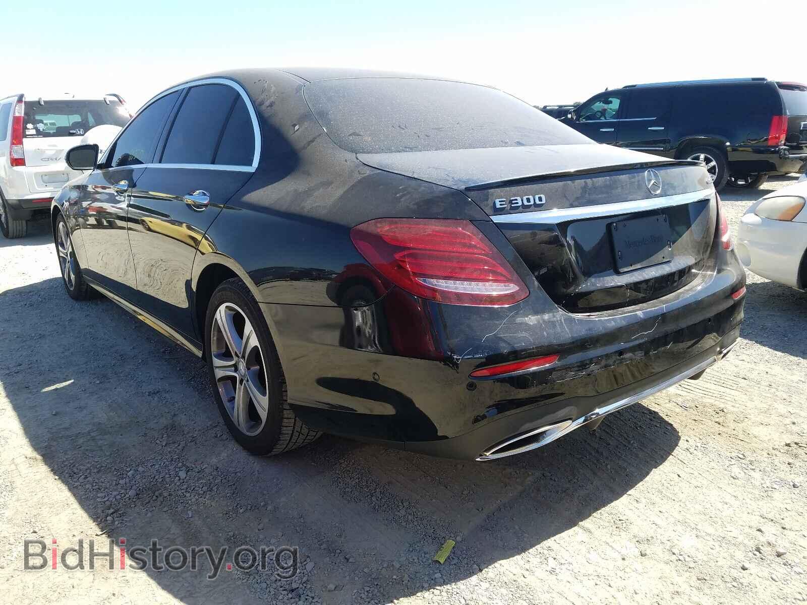 2017 MERCEDES-BENZ E-CLASS - VIN: WDDZF4KB6HA162349 - Фото 3