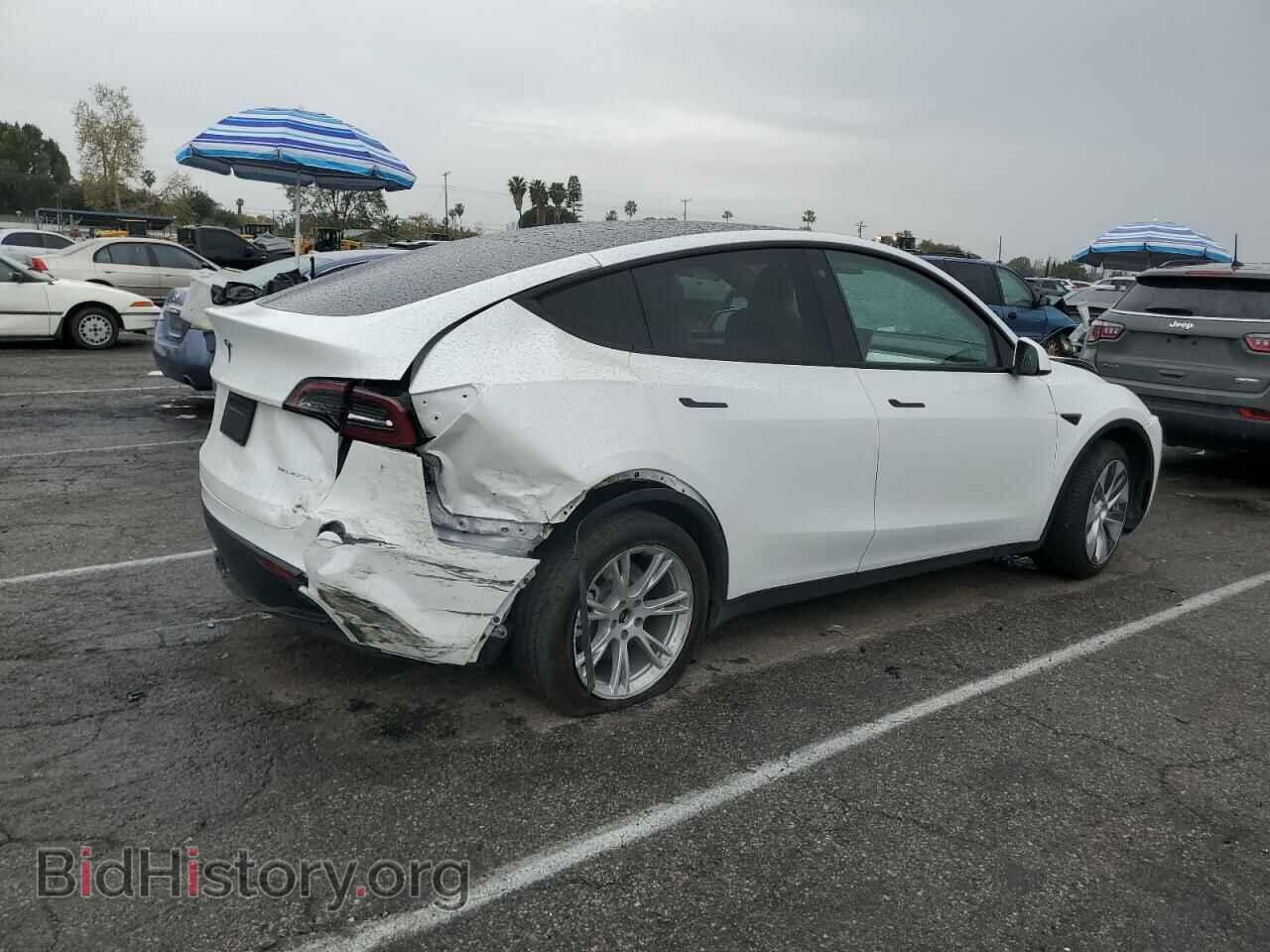 2023 TESLA MODEL Y - VIN: 7SAYGDEE2PF624598 - Photo 3