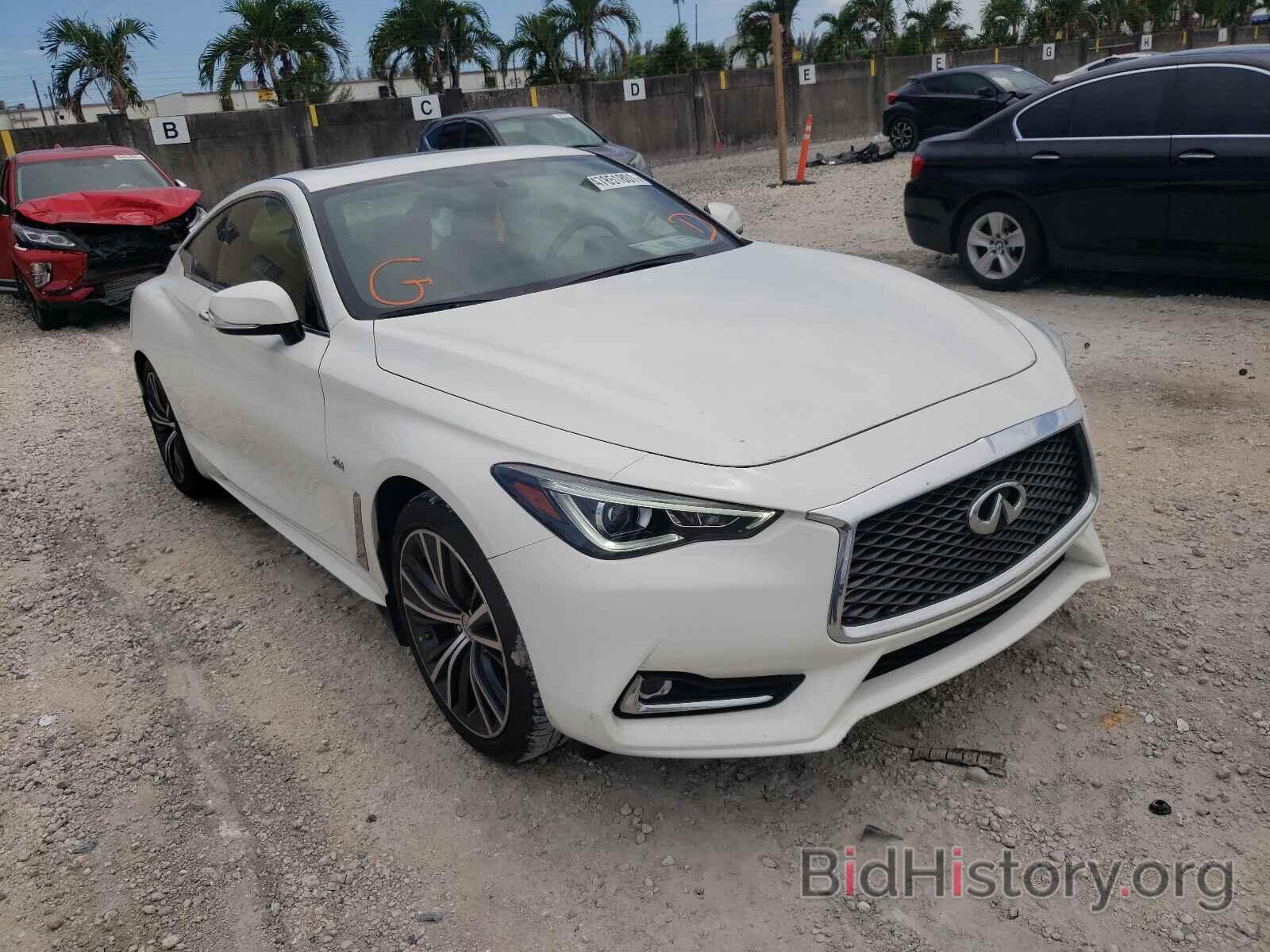 Photo JN1CV7EK3HM110422 - INFINITI Q60 2017