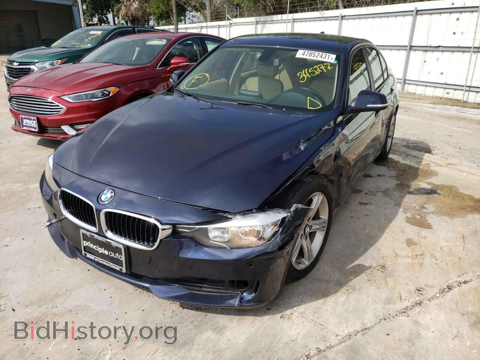 2012 BMW 3 SERIES - VIN: WBA3A5C51CF345227 - Фото 2