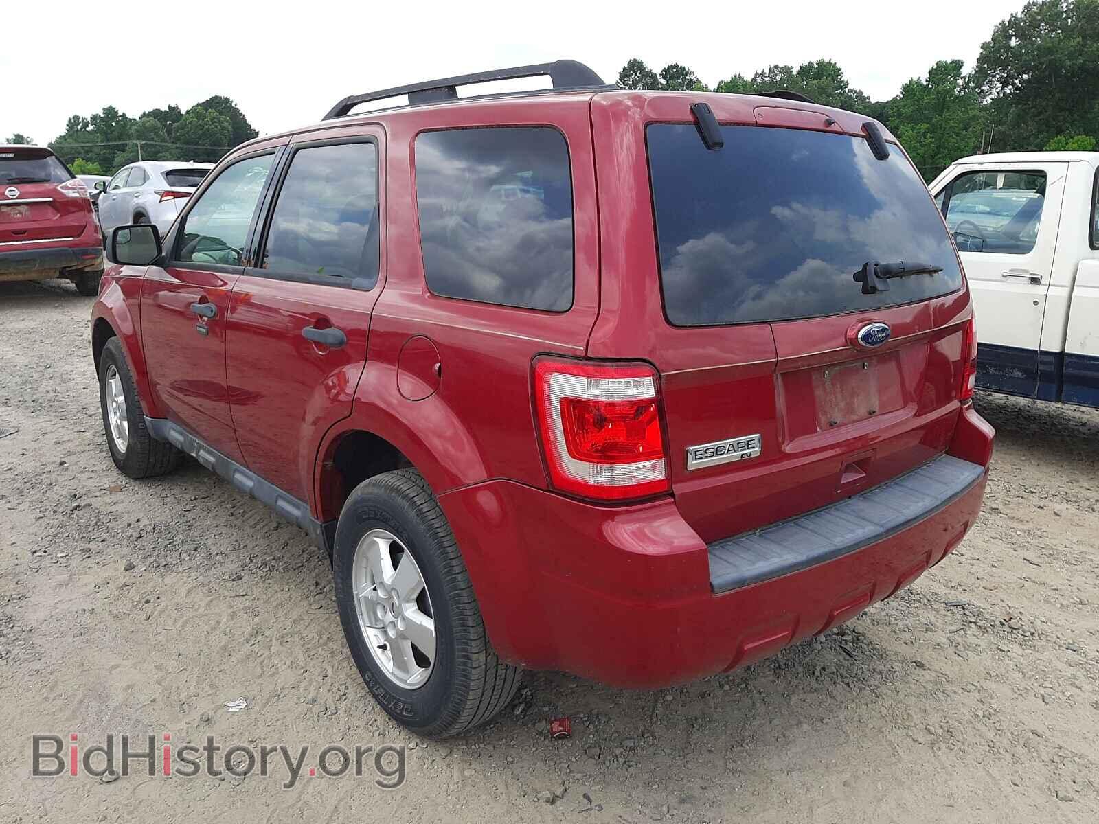 2011 FORD ESCAPE - VIN: 1FMCU0D79BKA41853 - Фото 3