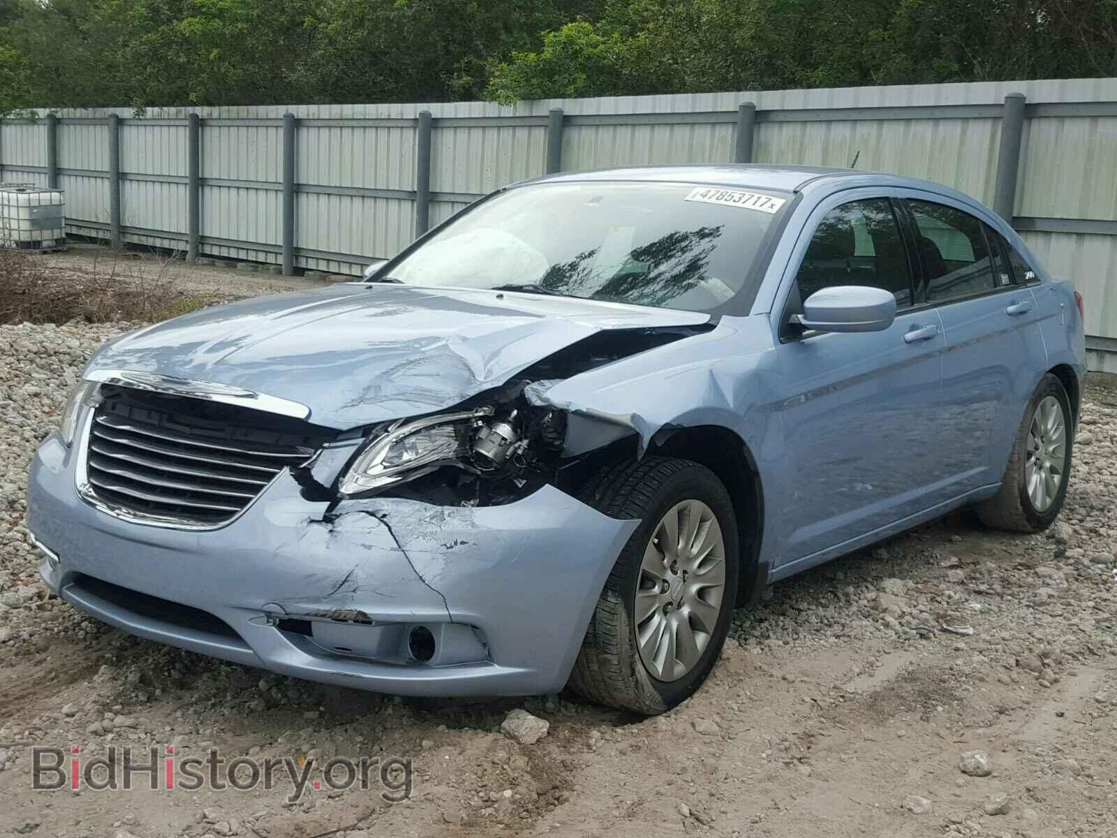 2014 CHRYSLER 200 - VIN: 1C3CCBAB4EN205979 - Фото 2