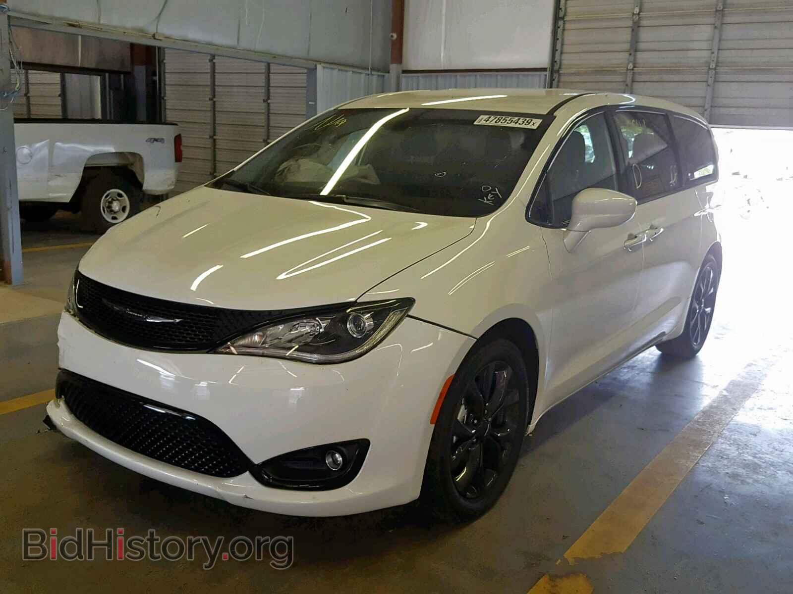 2018 CHRYSLER PACIFICA T - VIN: 2C4RC1FG9JR351070 - Photo 2