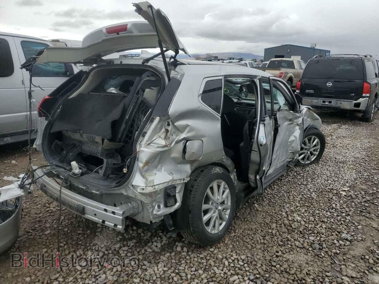2017 NISSAN ROGUE - VIN: KNMAT2MV4HP533758 - Фото 3