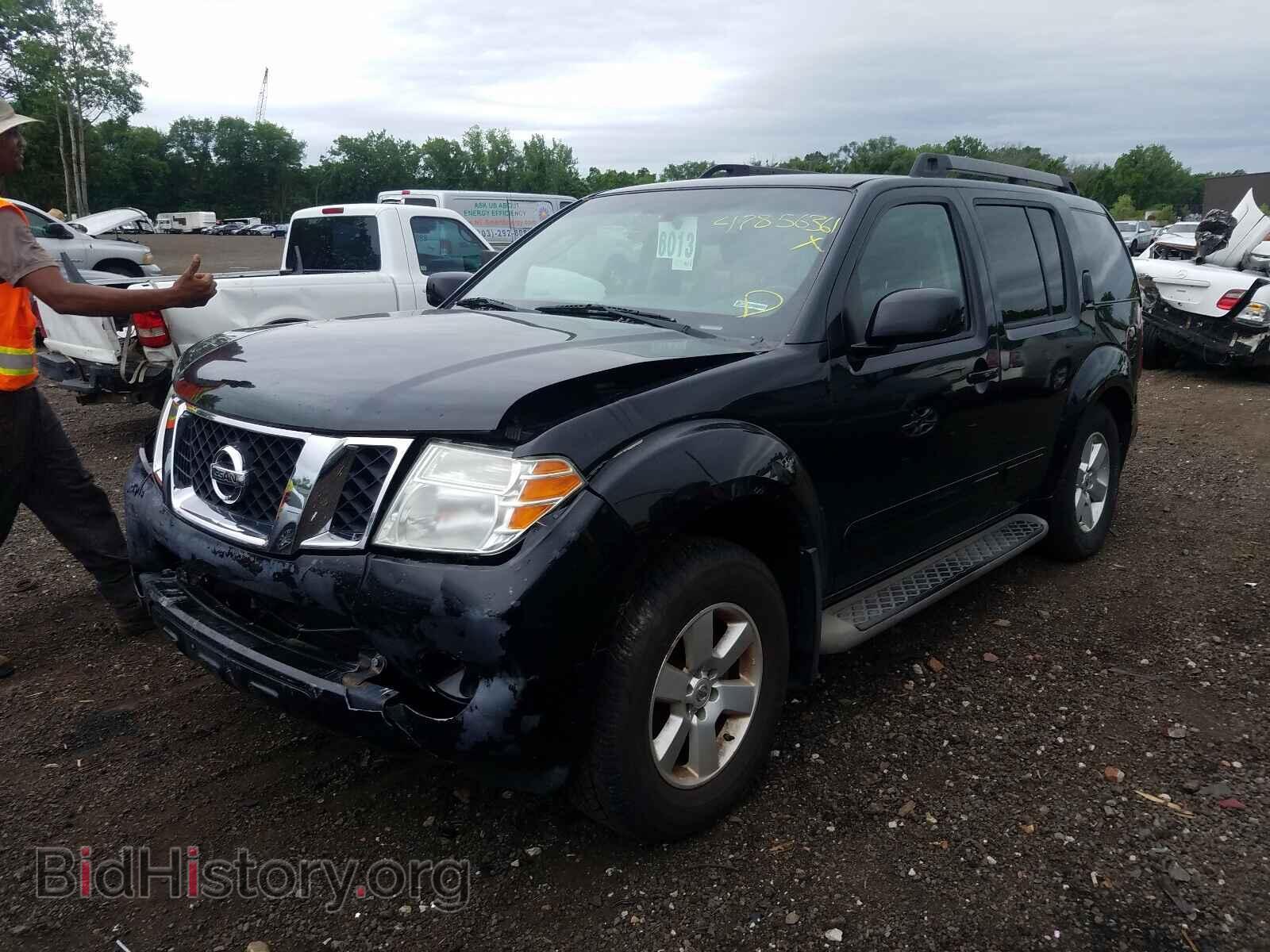 2011 NISSAN PATHFINDER - VIN: 5N1AR1NB3BC600132 - Фото 2