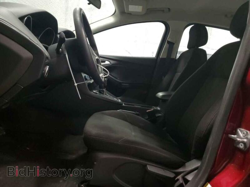2015 Ford FOCUS (VIN 1FADP3F2XFL287061) — photo 7 of 13