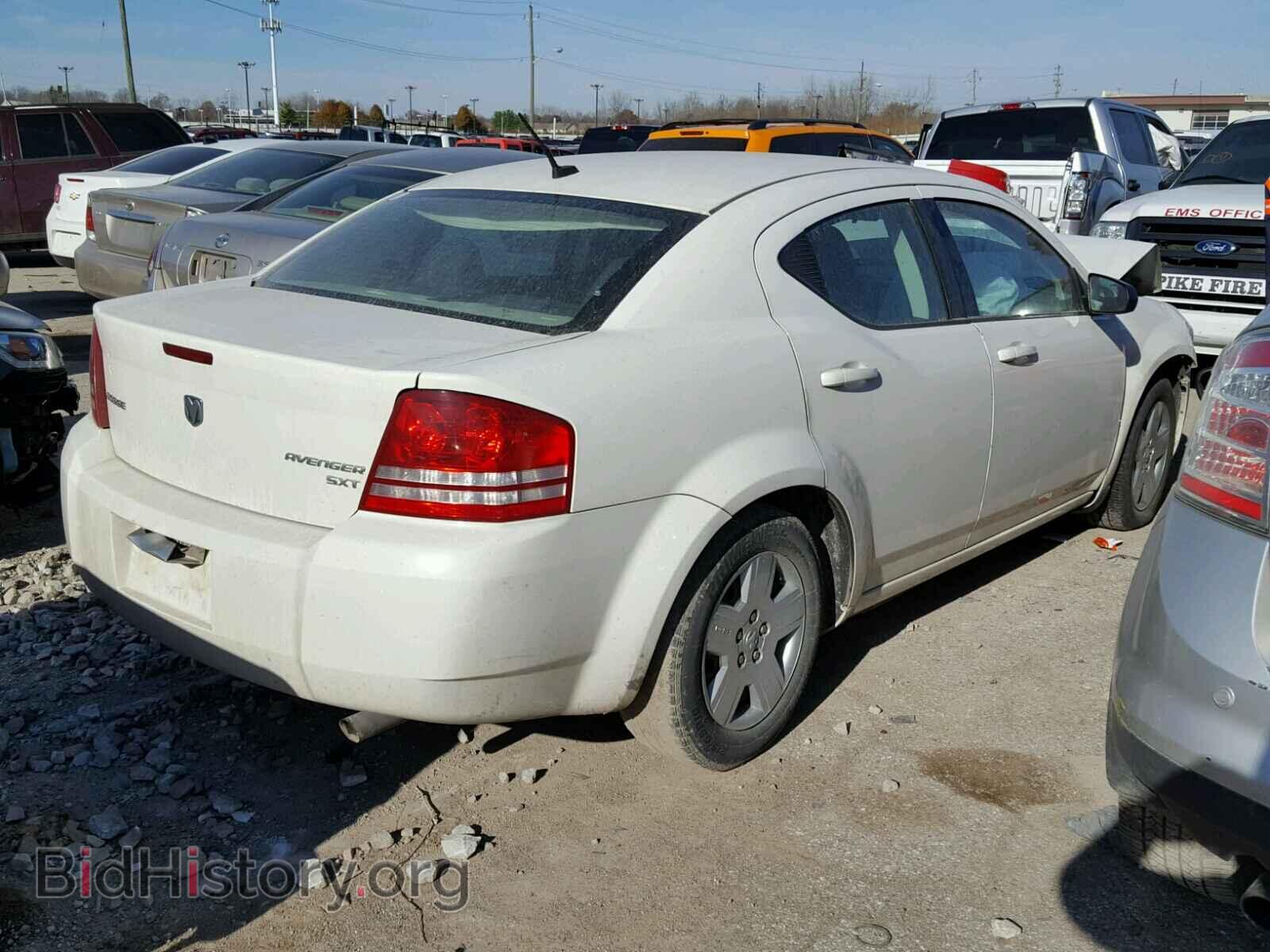 2010 DODGE AVENGER - VIN: 1B3CC4FB4AN139459 - Фото 4