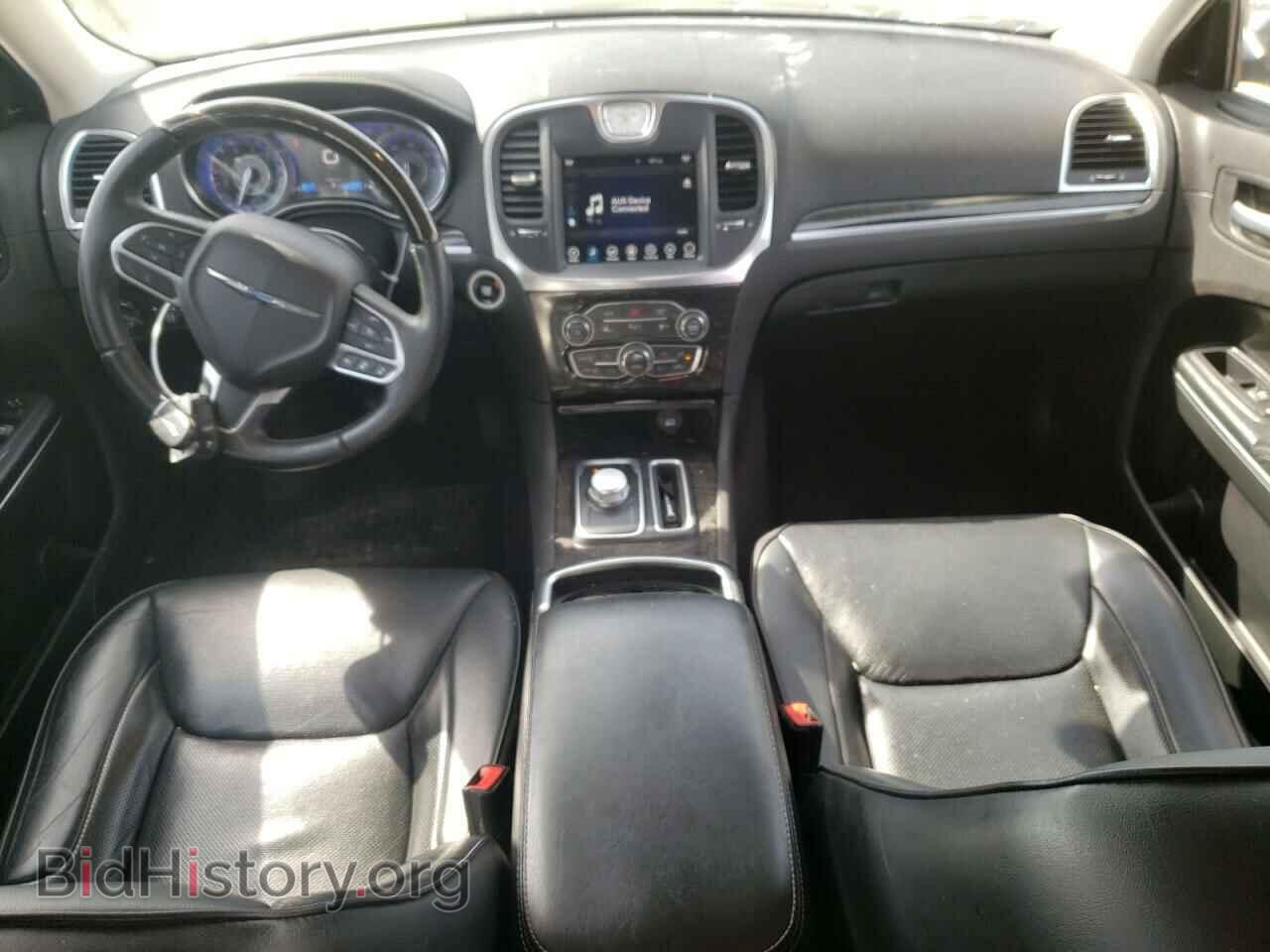 2017 CHRYSLER 300 - VIN: 2C3CCAEG1HH570231 - Фото 8