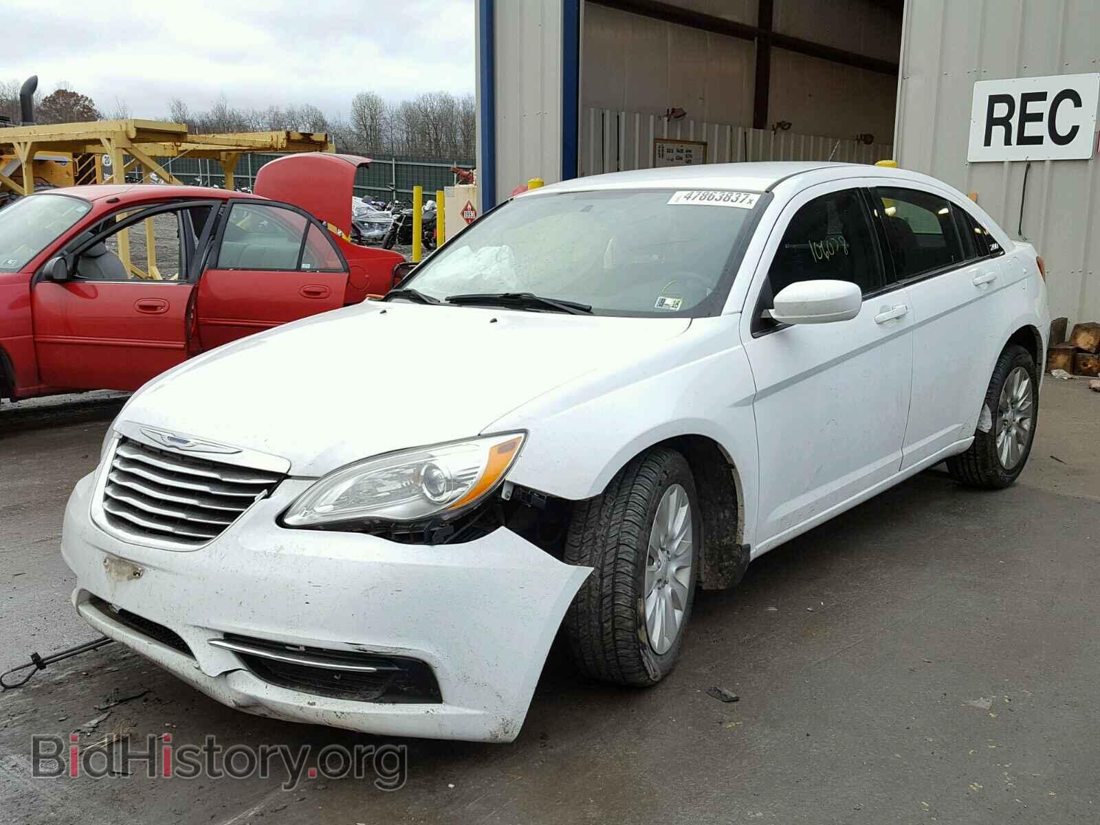 2012 CHRYSLER 200 - VIN: 1C3CCBAB0CN222579 - Фото 2