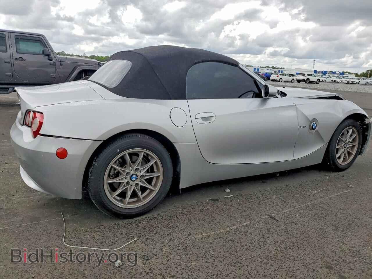 2005 BMW Z4 - VIN: 4USBT33505LS55806 - Фото 3