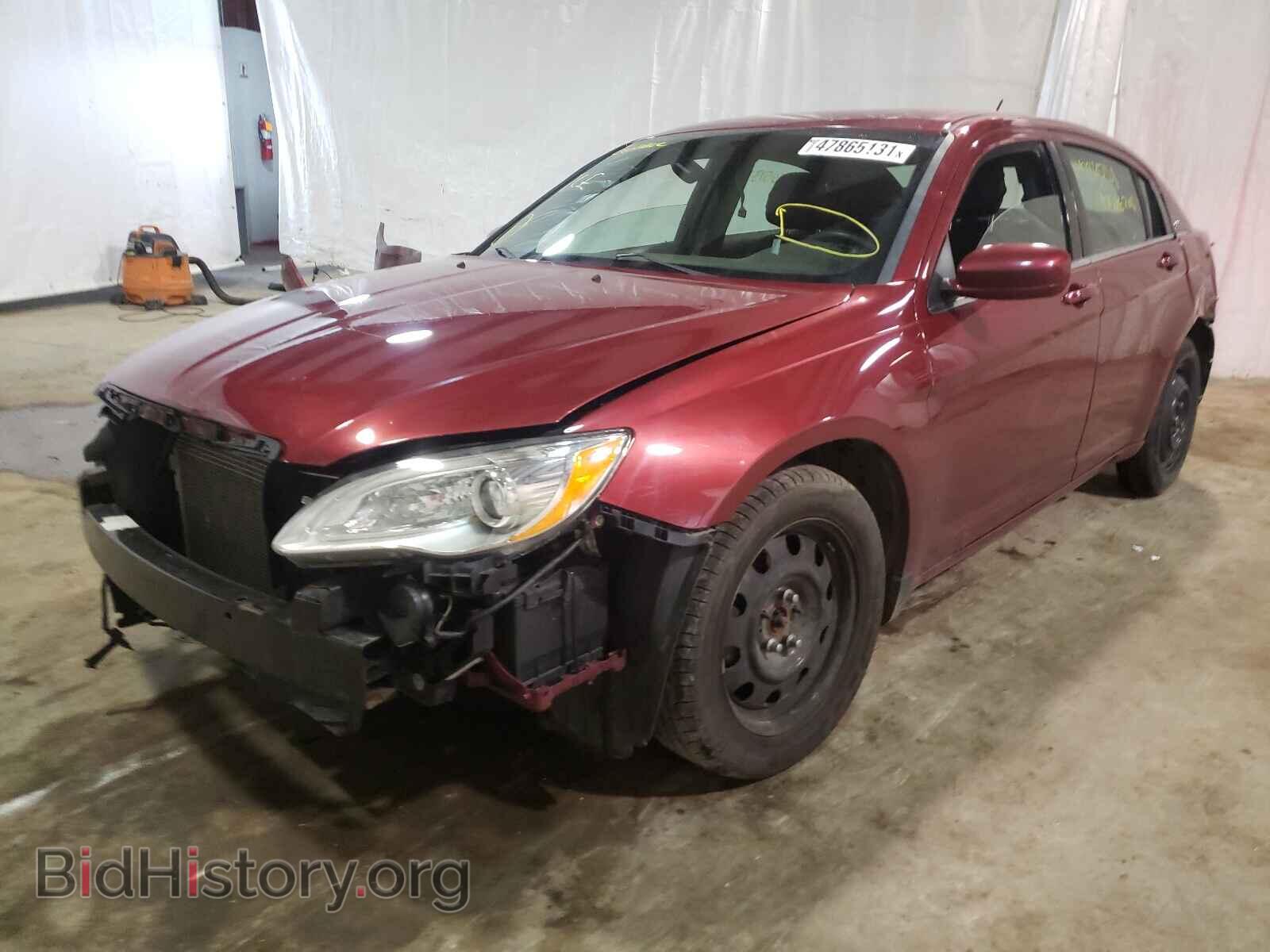 2014 CHRYSLER 200 - VIN: 1C3CCBAG5EN103814 - Фото 2