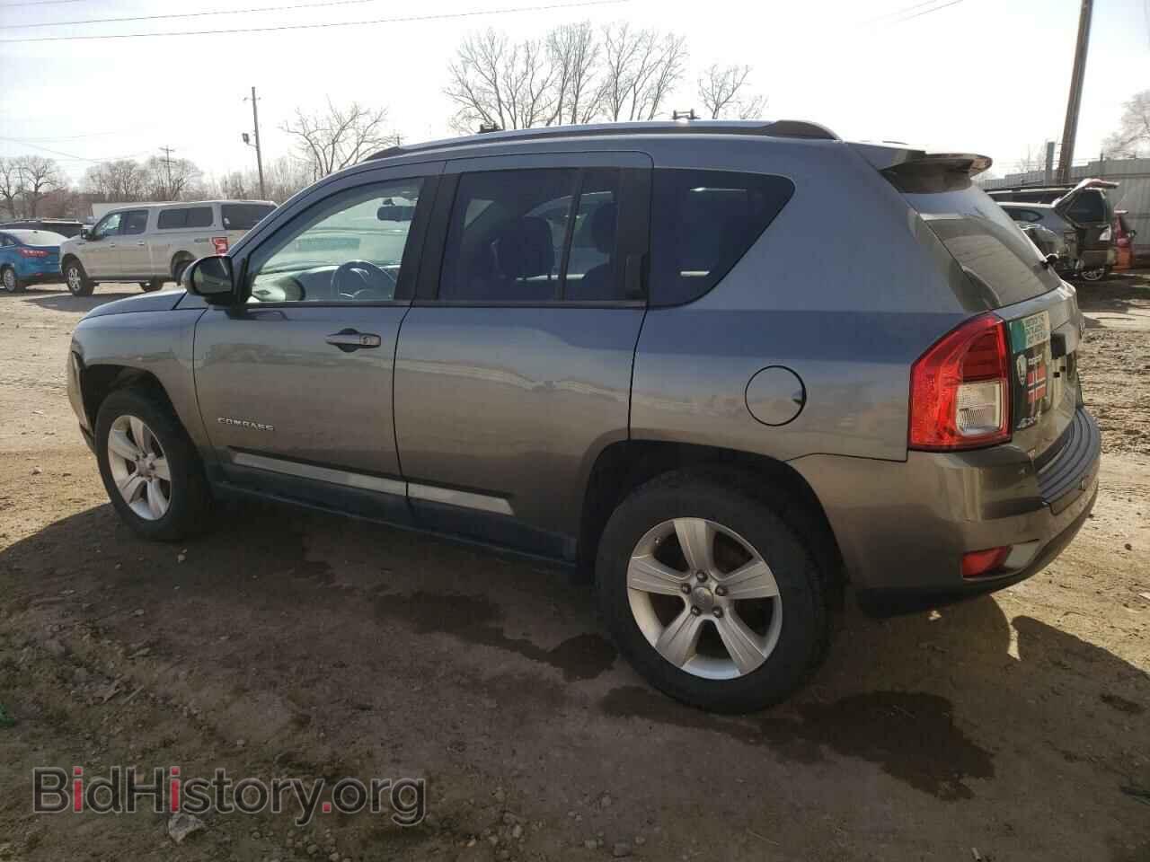 2011 JEEP COMPASS - VIN: 1J4NF1FB4BD263858 - Photo 2