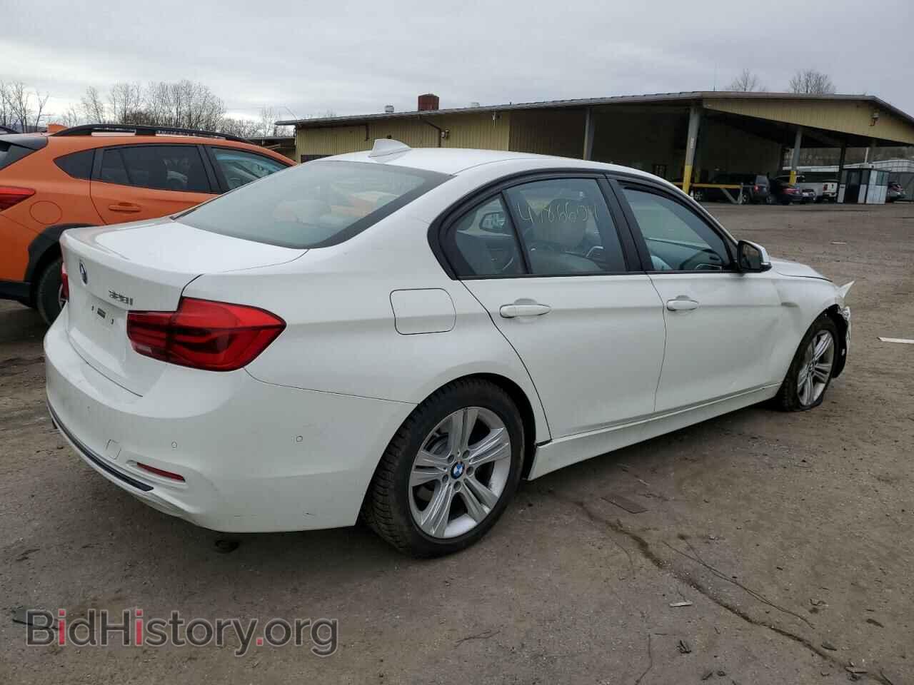 2016 BMW 3 SERIES - VIN: WBA8E9G53GNU28665 - Фото 3