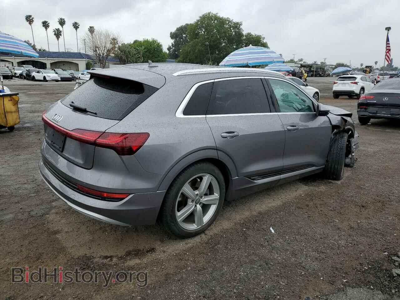 2019 AUDI E-TRON - VIN: WA1LABGE7KB021954 - Photo 3