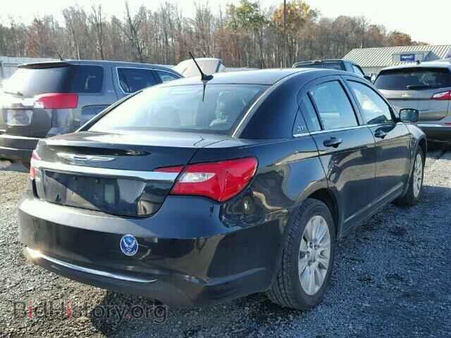 2012 CHRYSLER 200 - VIN: 1C3CCBAB5CN274080 - Photo 4