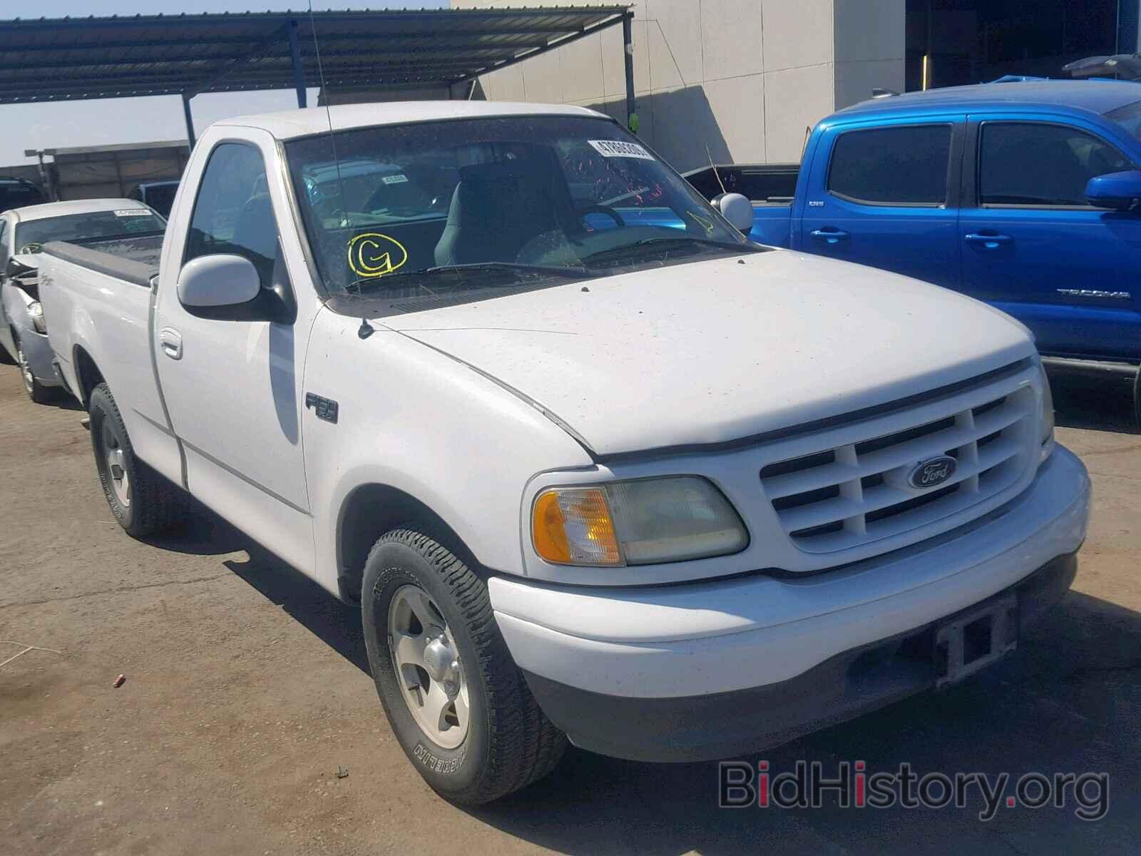 Photo 1FTRF17232NB91261 - FORD F150 2002