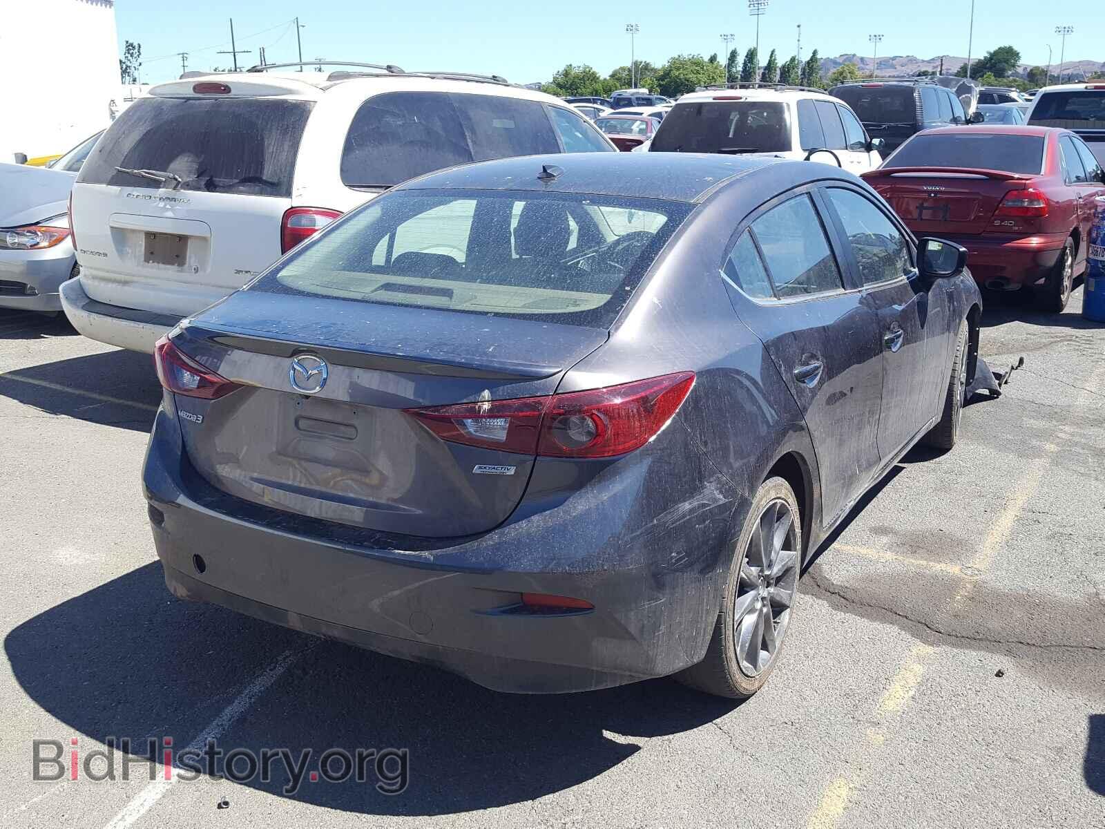 2018 MAZDA 3 - VIN: 3MZBN1V39JM236466 - Фото 4