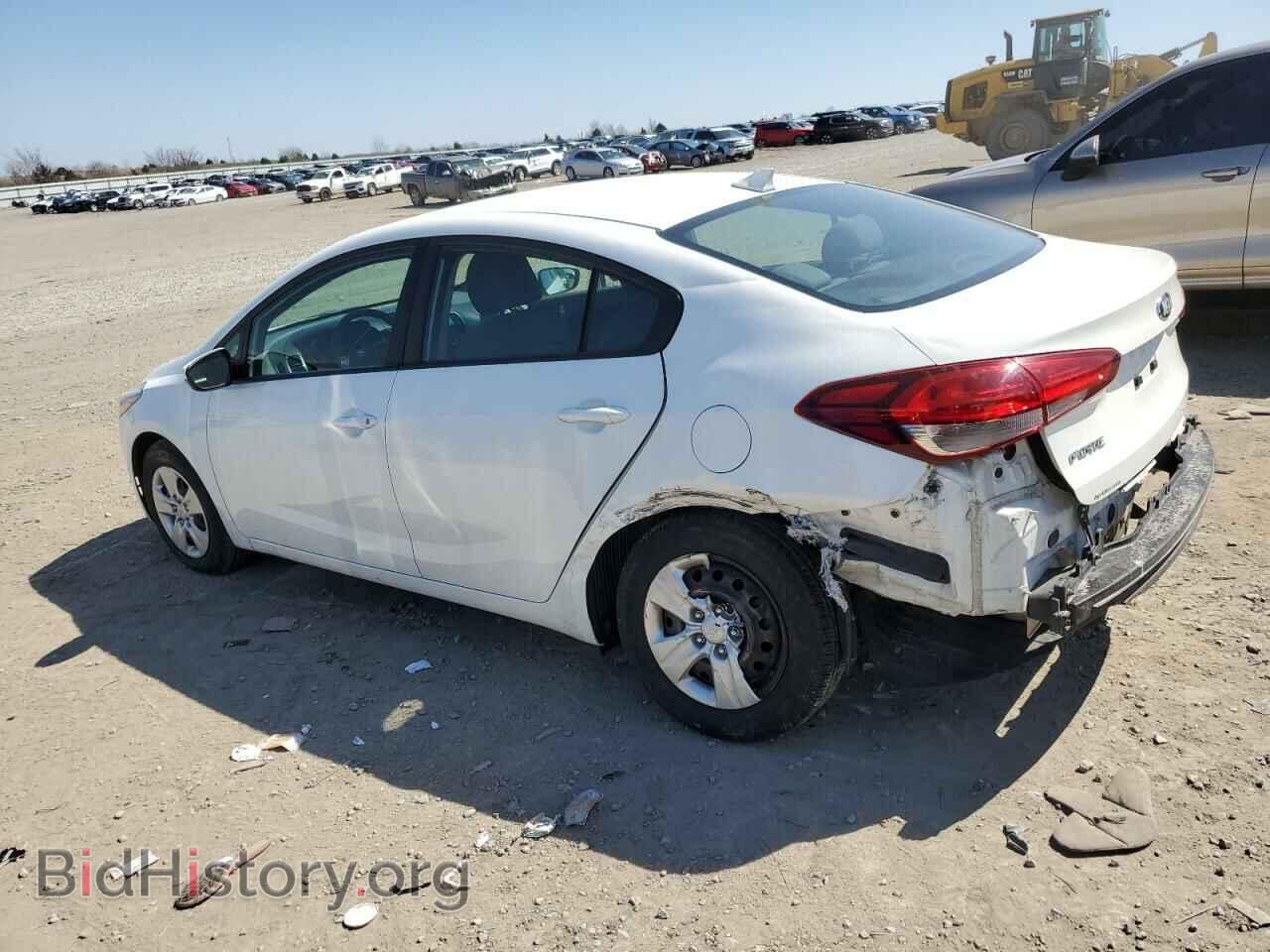 2017 KIA FORTE - VIN: 3KPFK4A76HE077935 - Фото 2