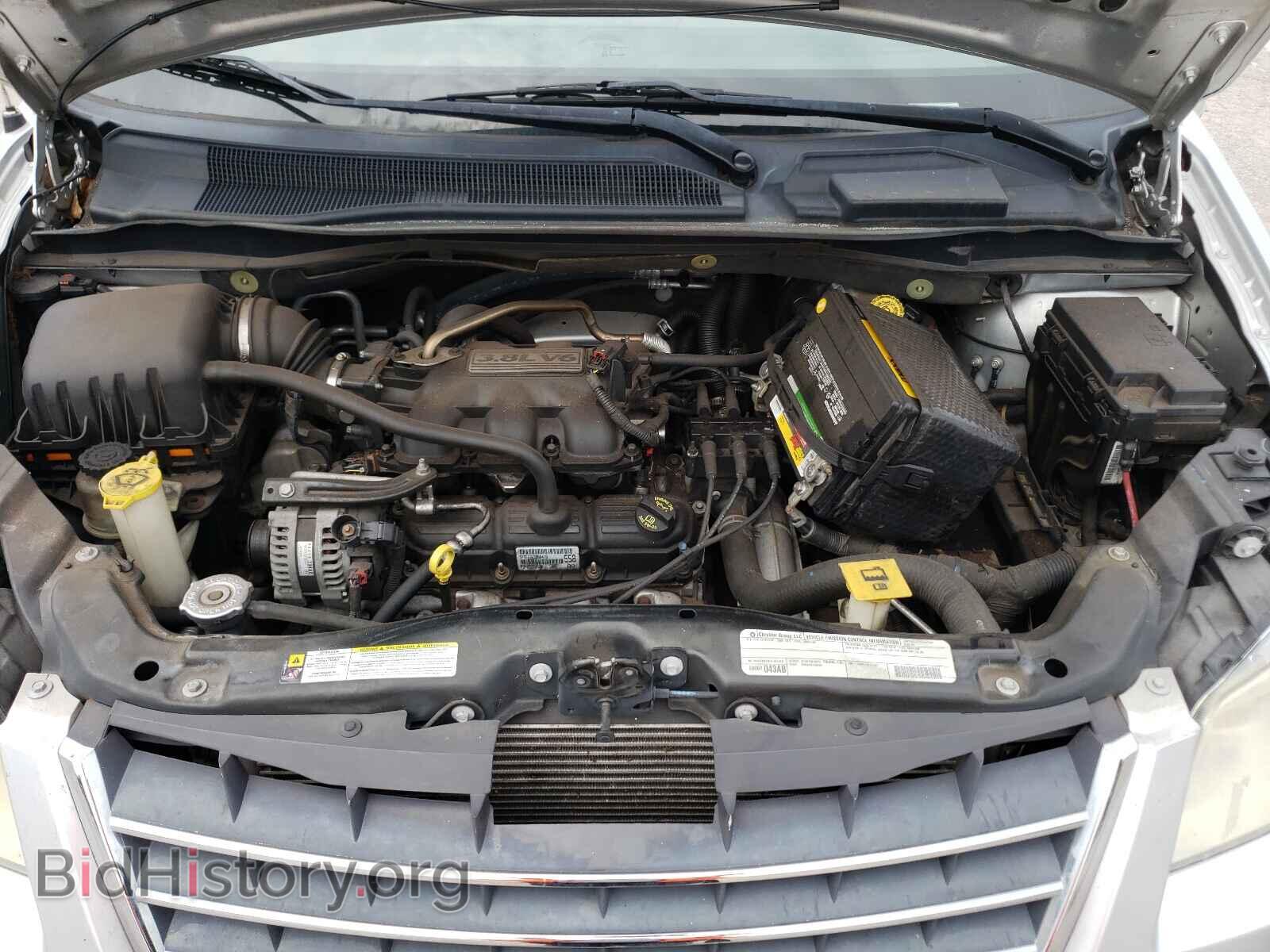 2010 CHRYSLER MINIVAN - VIN: 2A4RR2D1XAR456536 - Фото 7